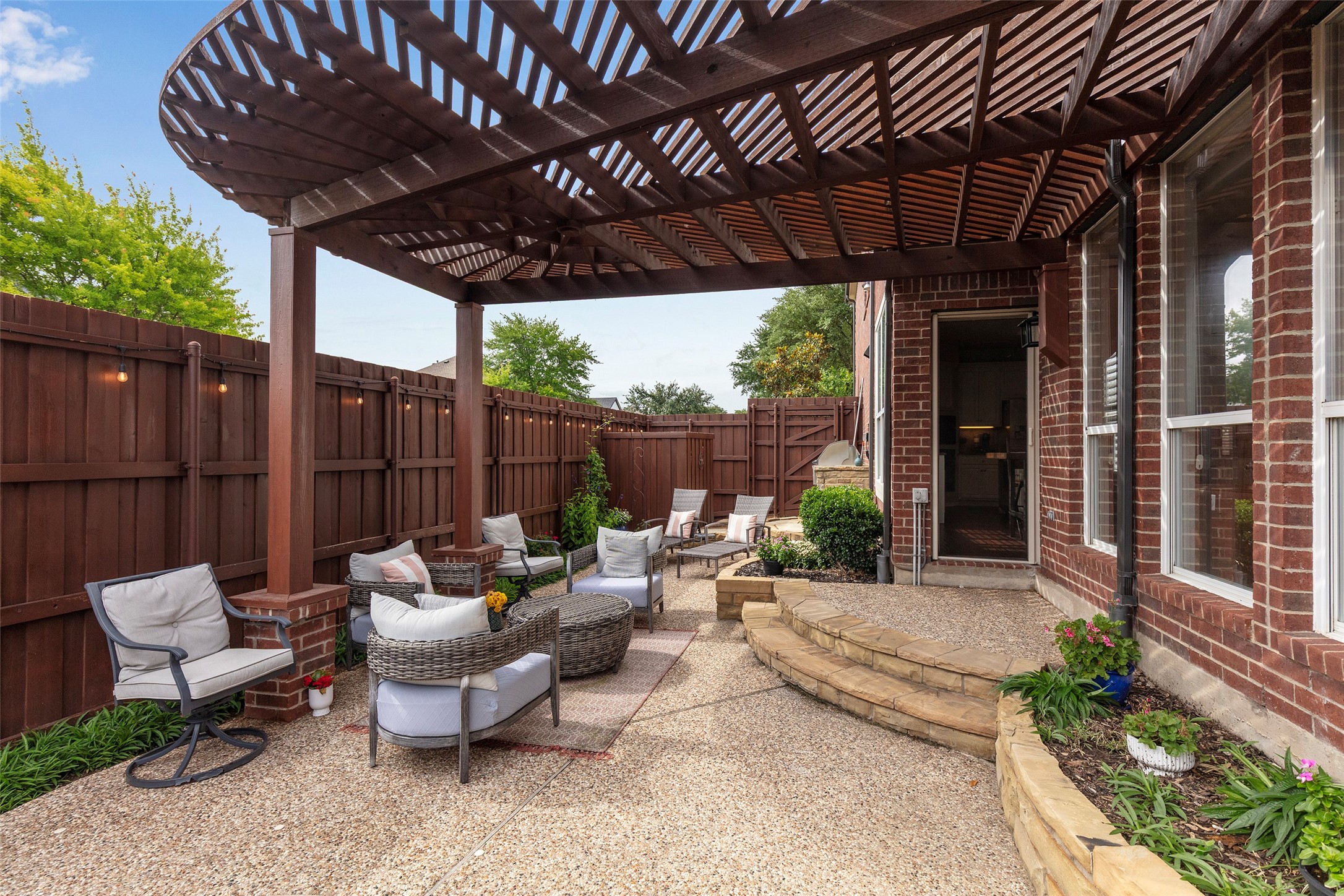 2996 La vista Lane