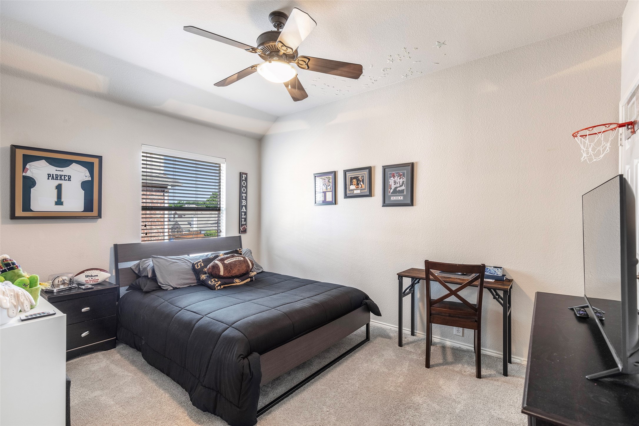 2996 La vista Lane