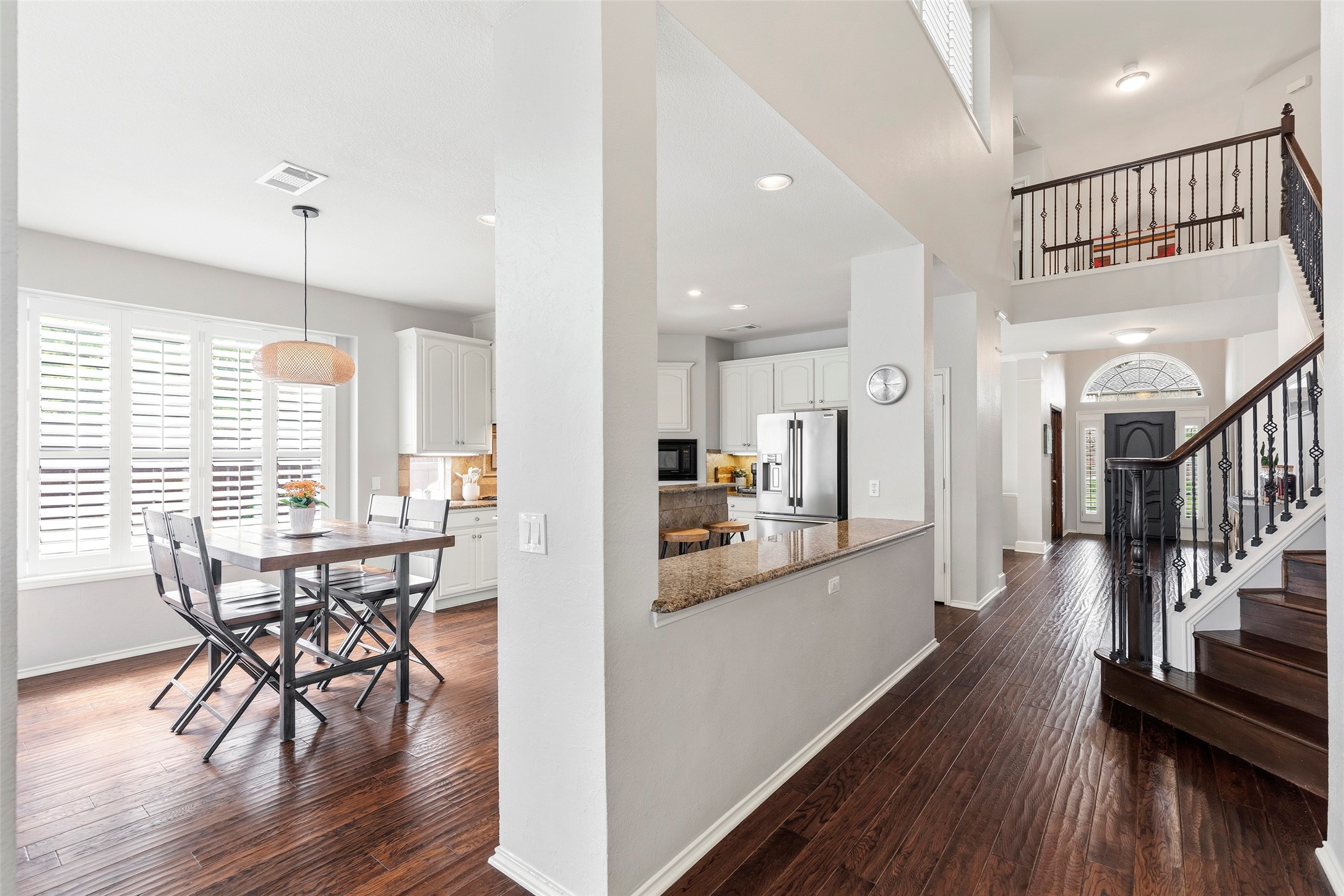 2996 La vista Lane