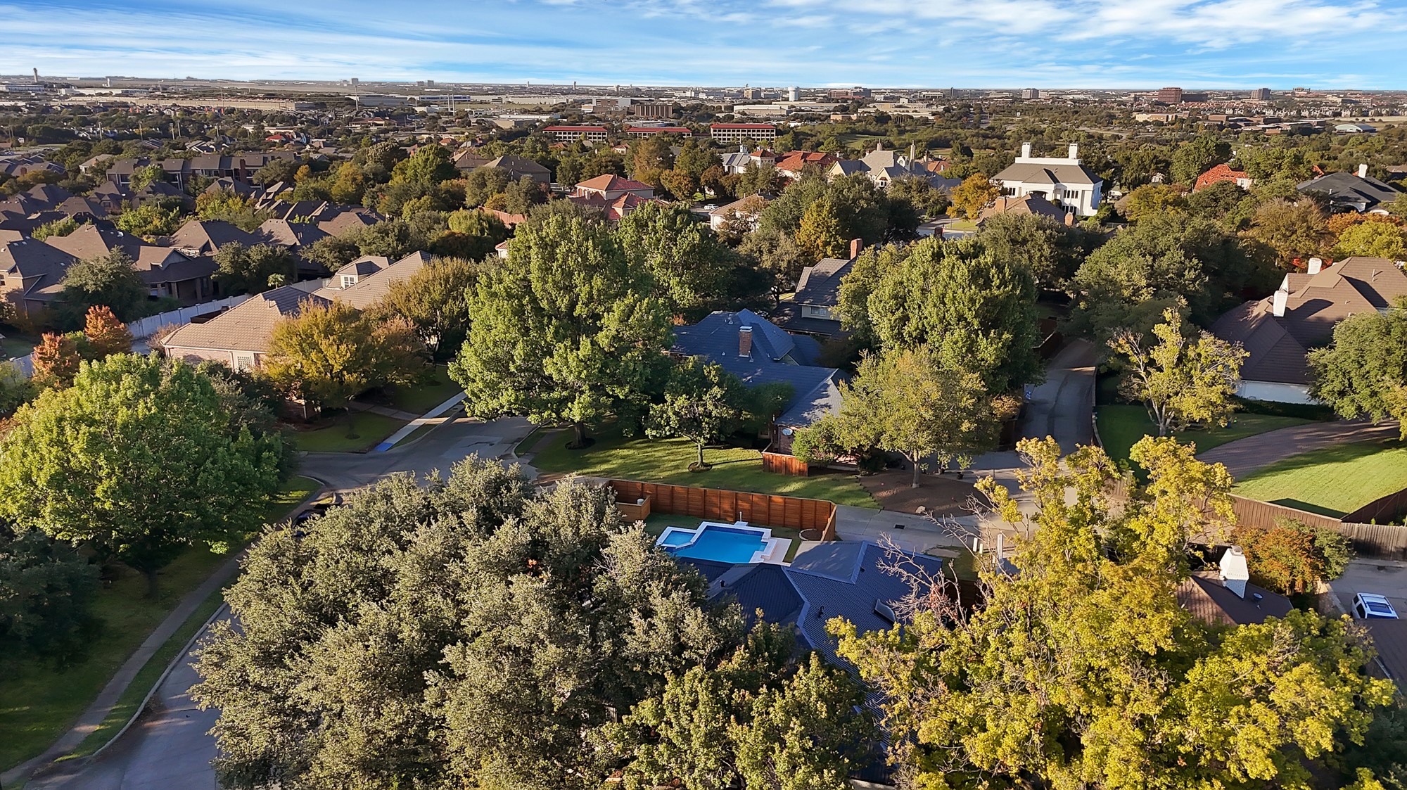 1913 Crockett Circle