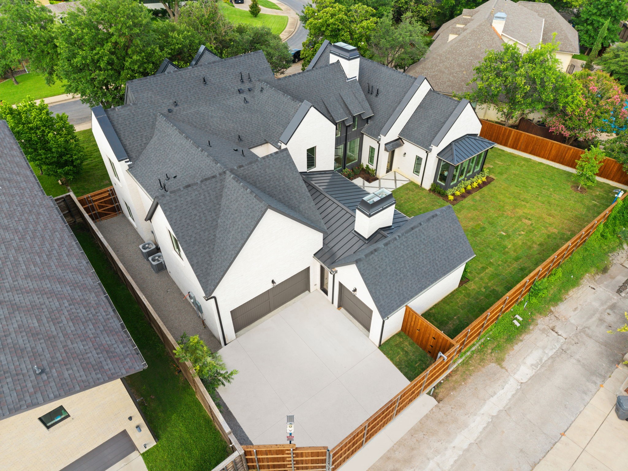 6930 Pemberton Drive