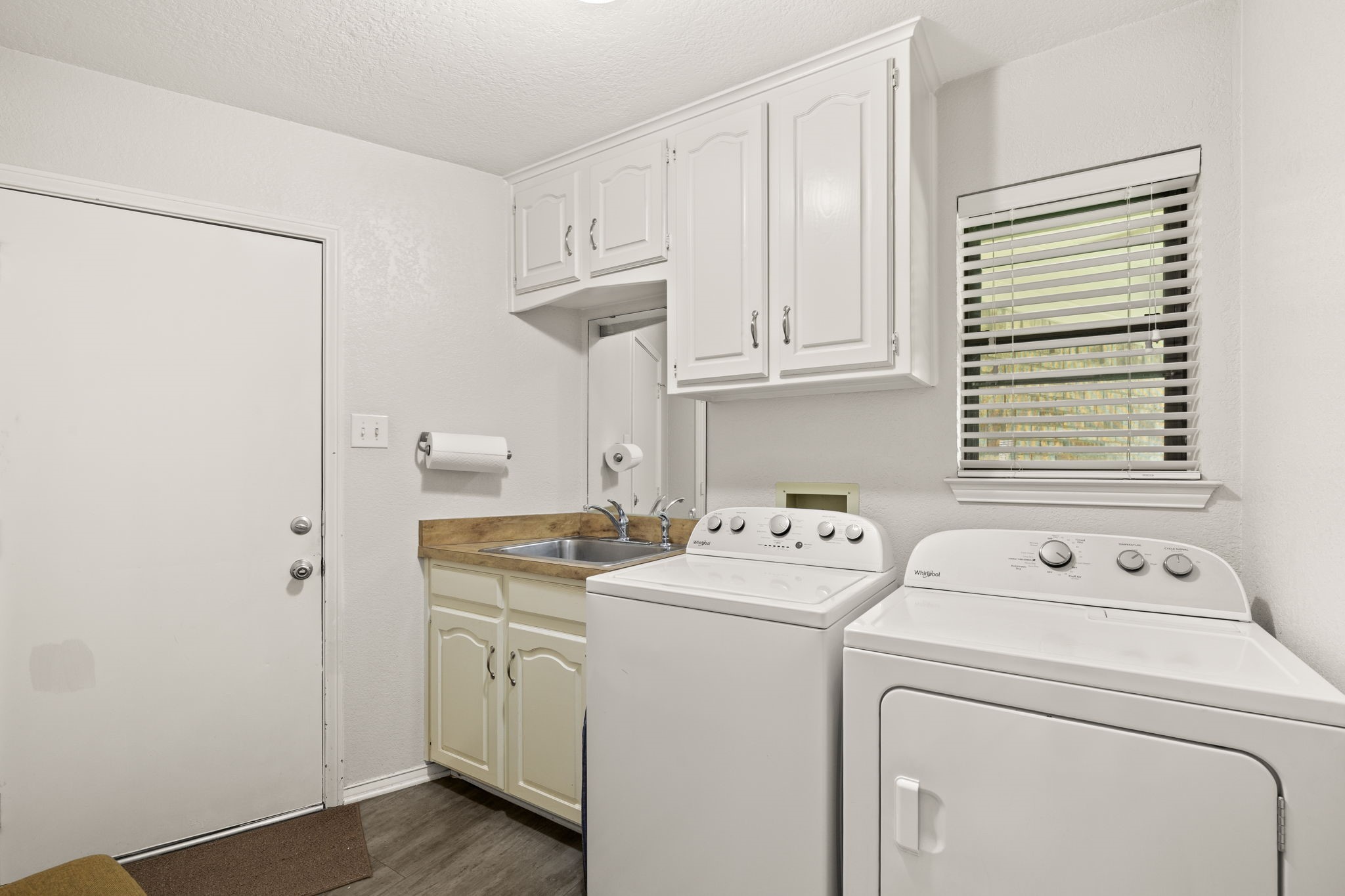 1128 Wingate Drive