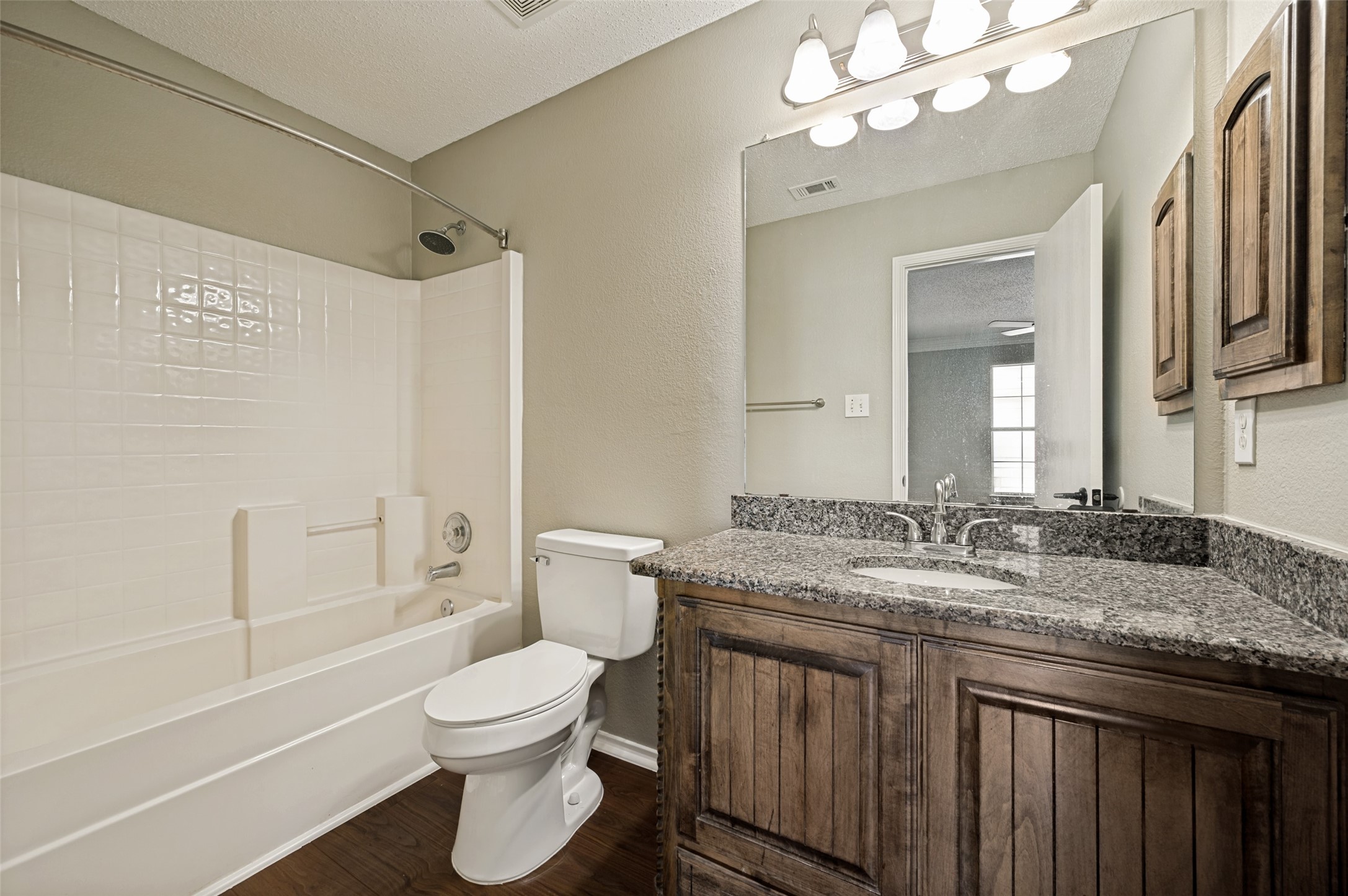 604 Alcove Drive