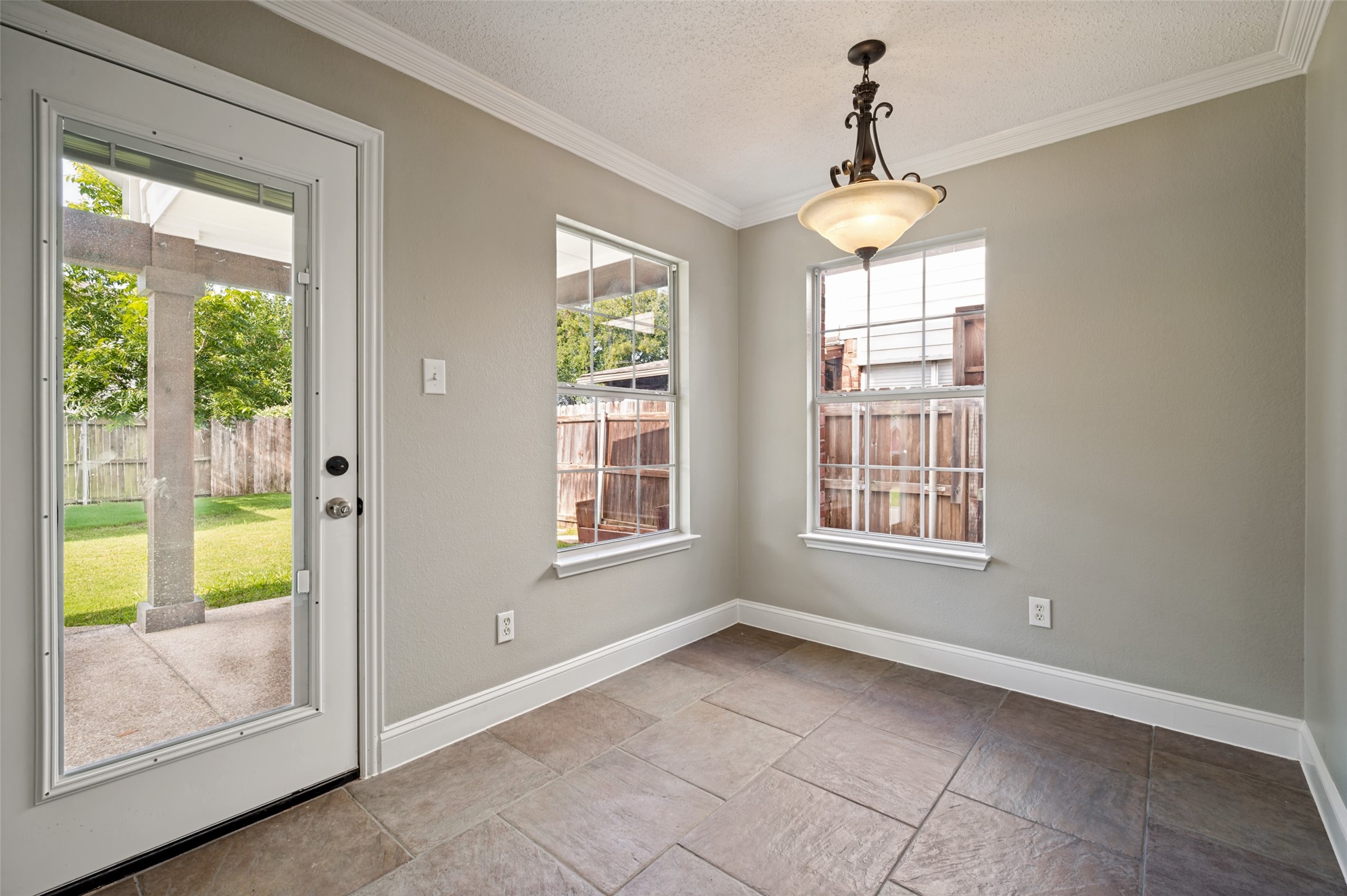 604 Alcove Drive