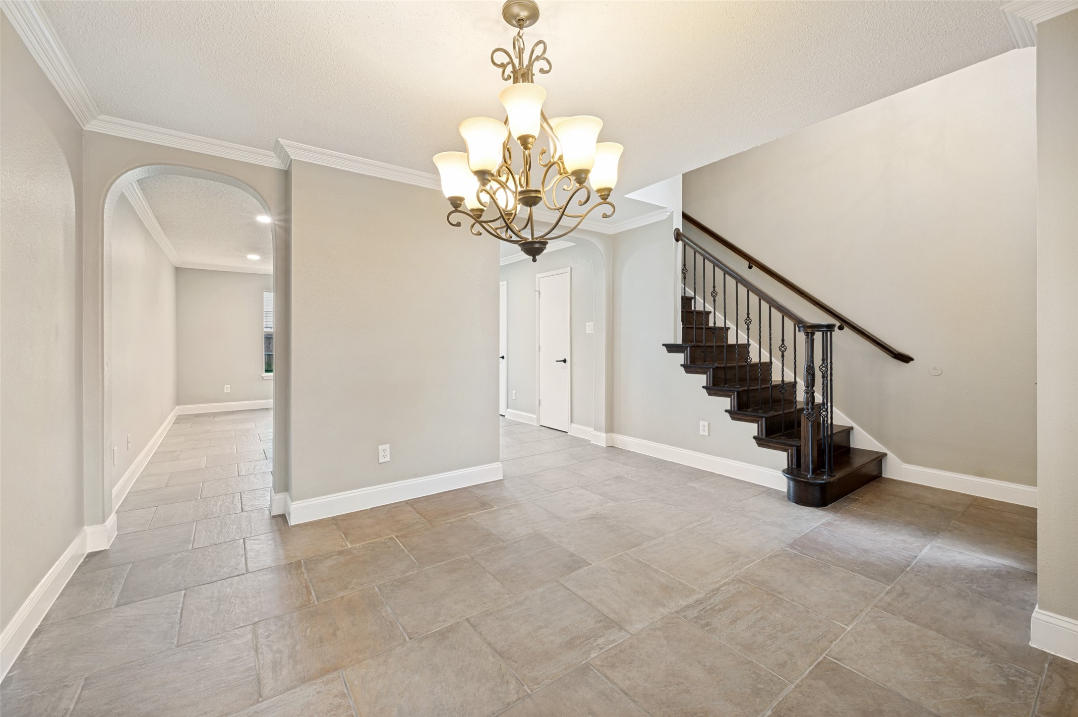 604 Alcove Drive