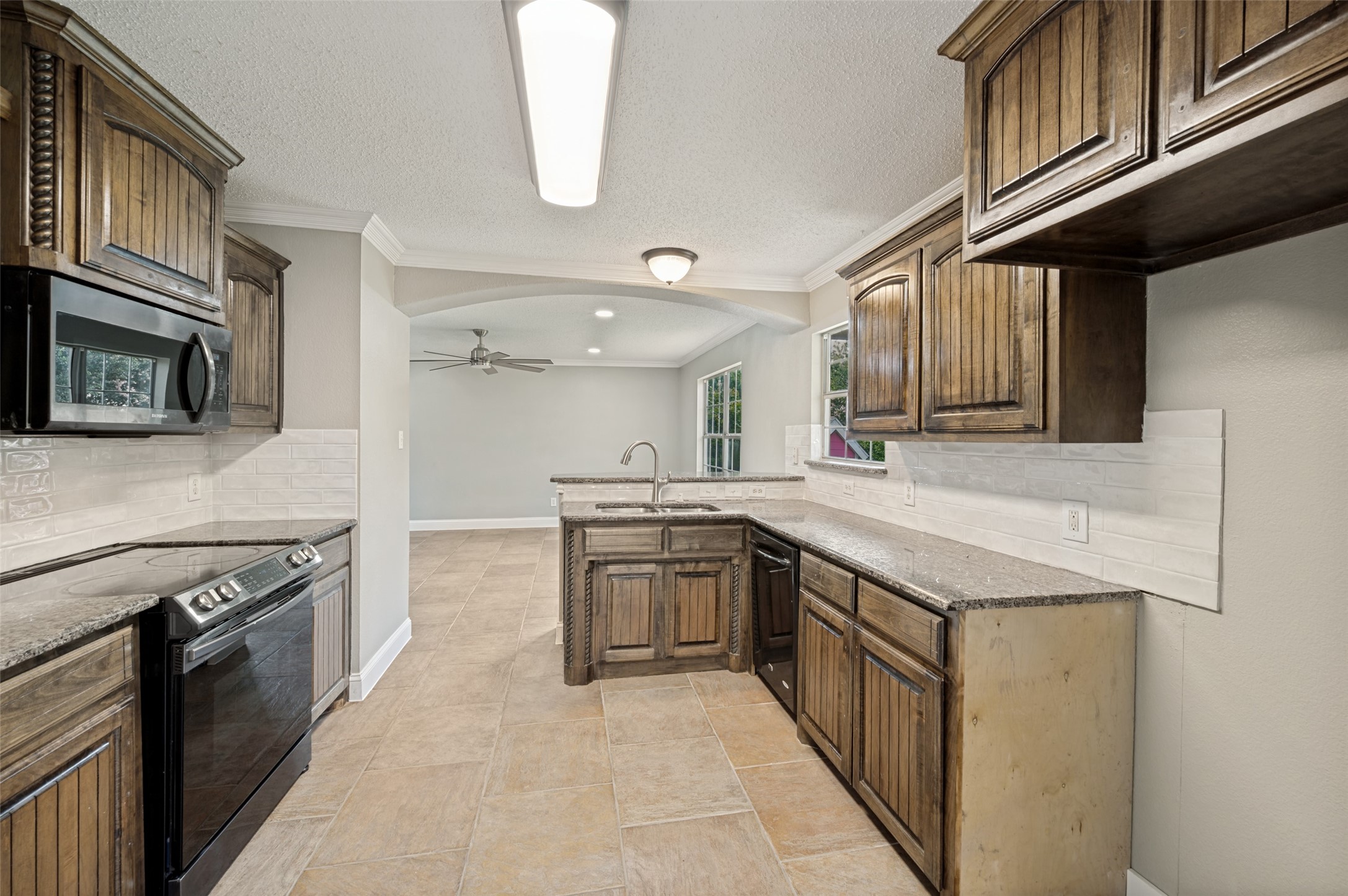 604 Alcove Drive