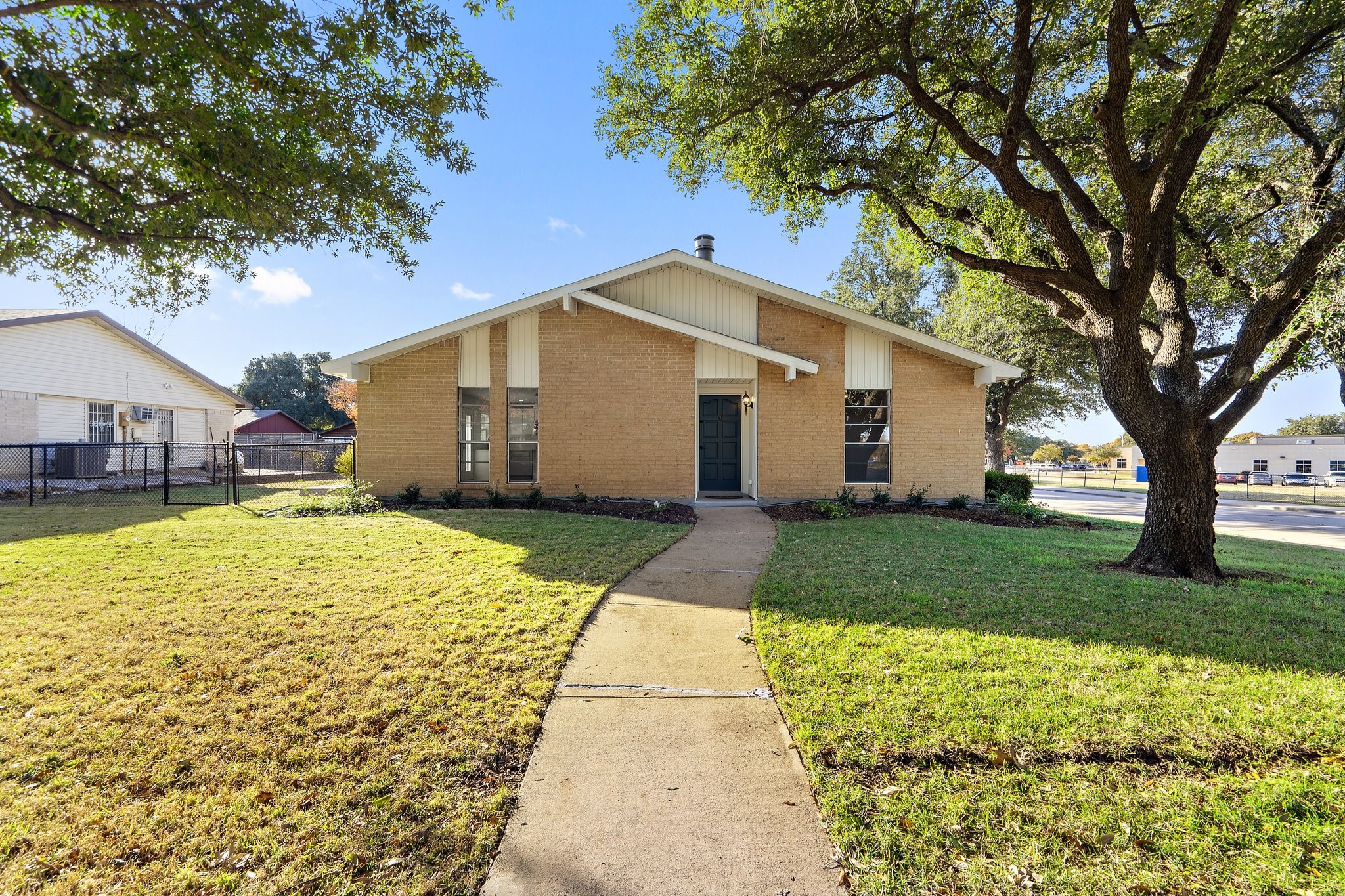 1464 Big Bend Drive