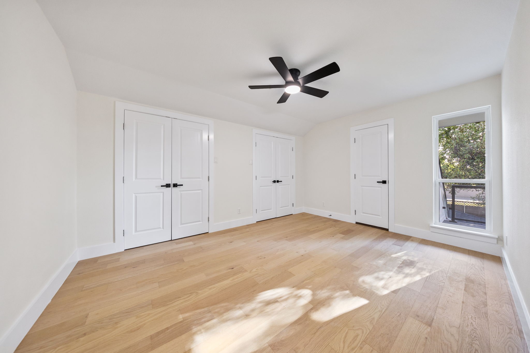 9406 Hilldale Drive