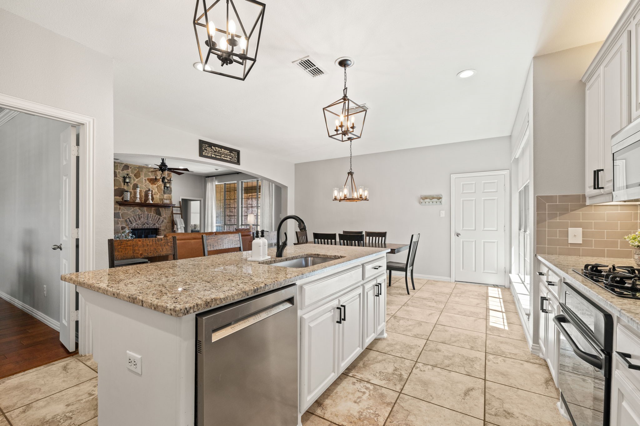 7101 New Bury Court