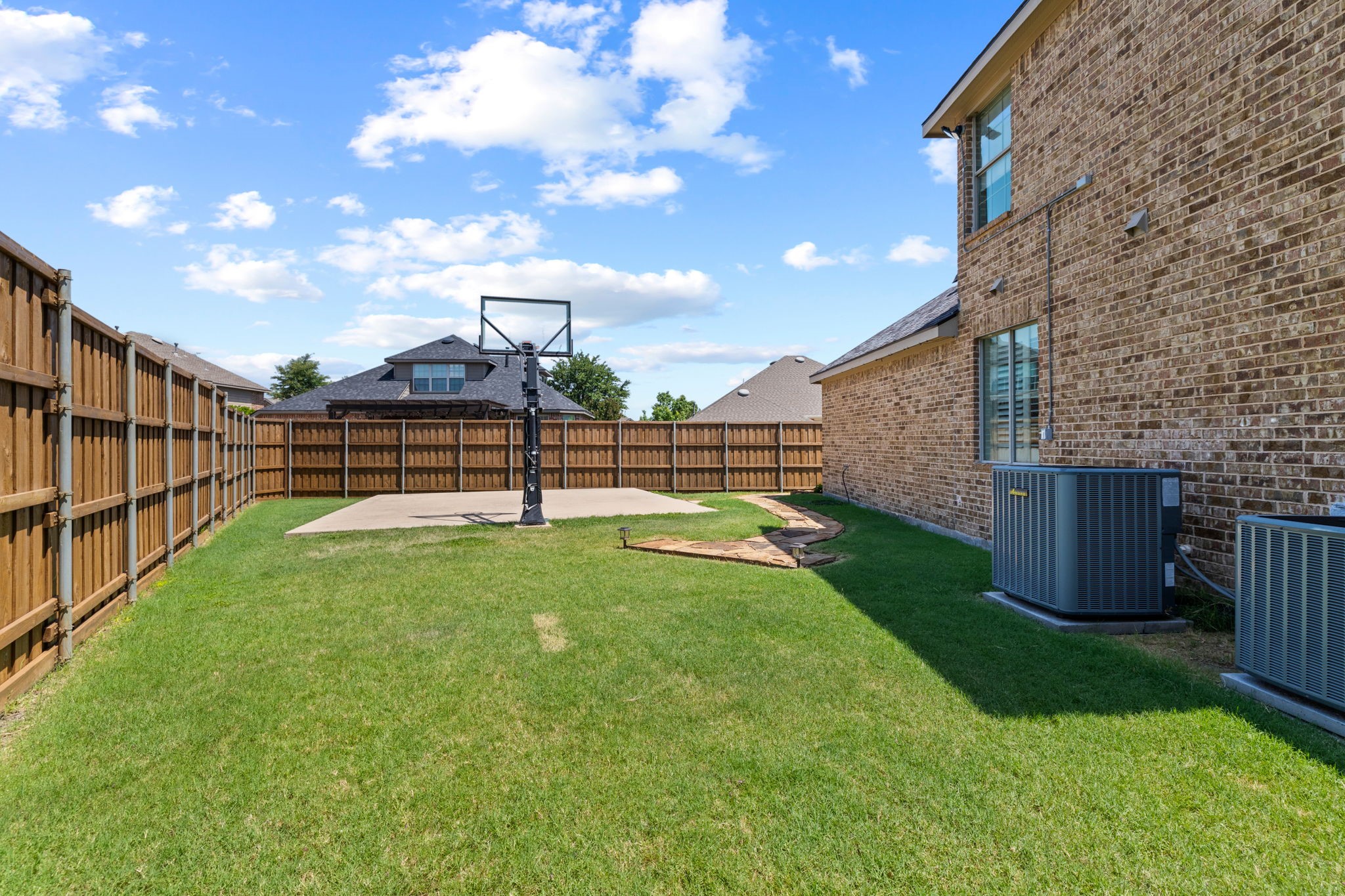 7101 New Bury Court
