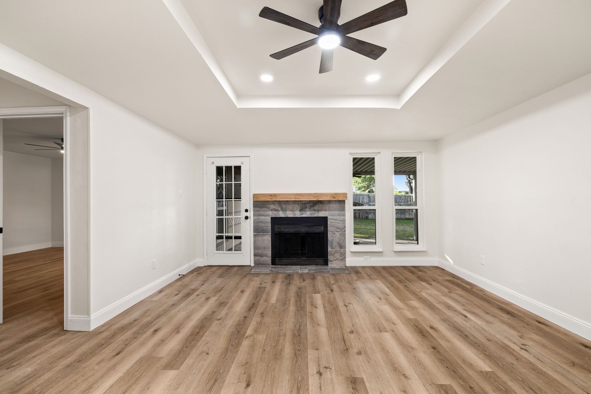 2403 Beverly Hills Lane