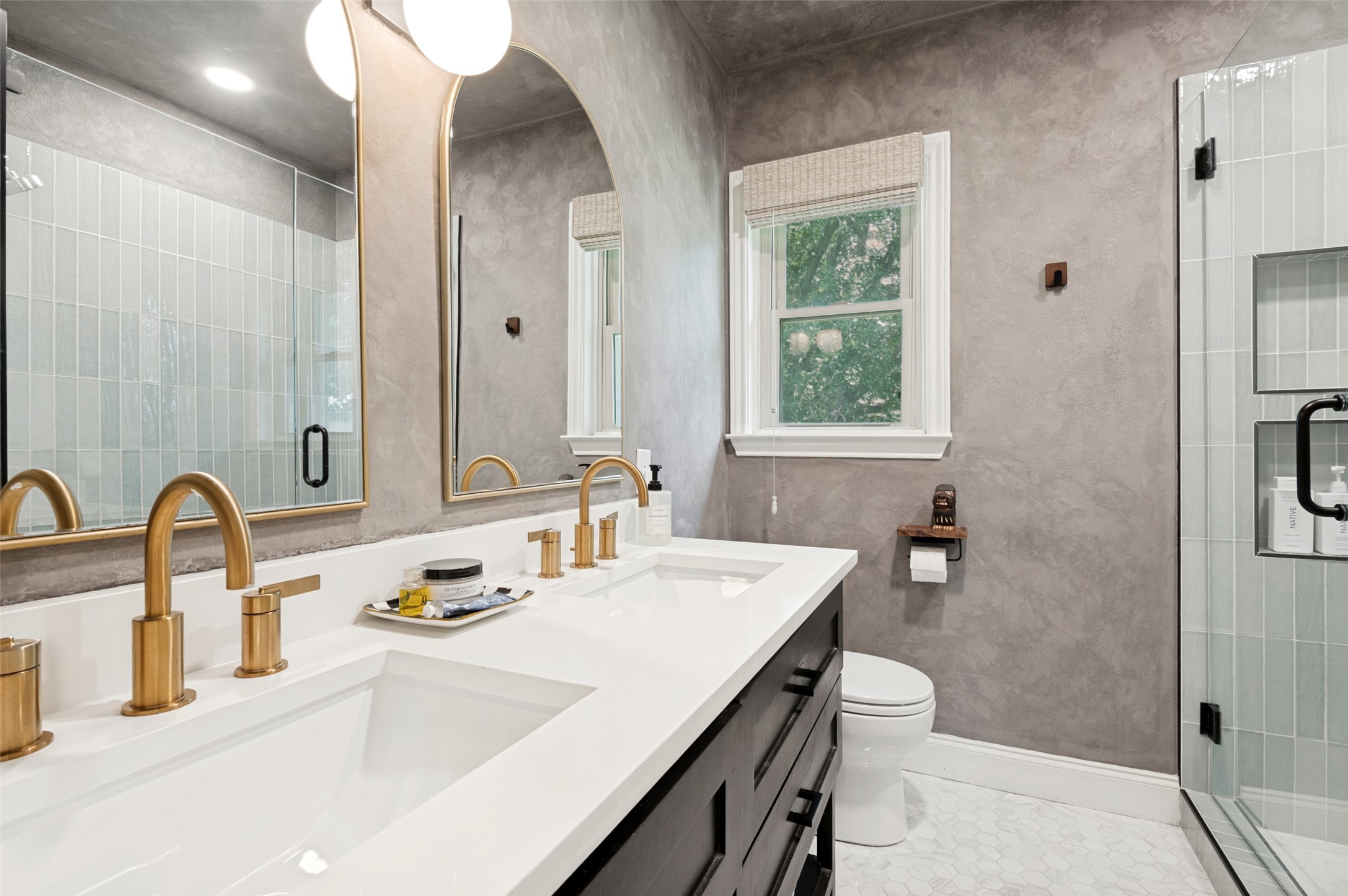 6359 Oriole Drive 6359