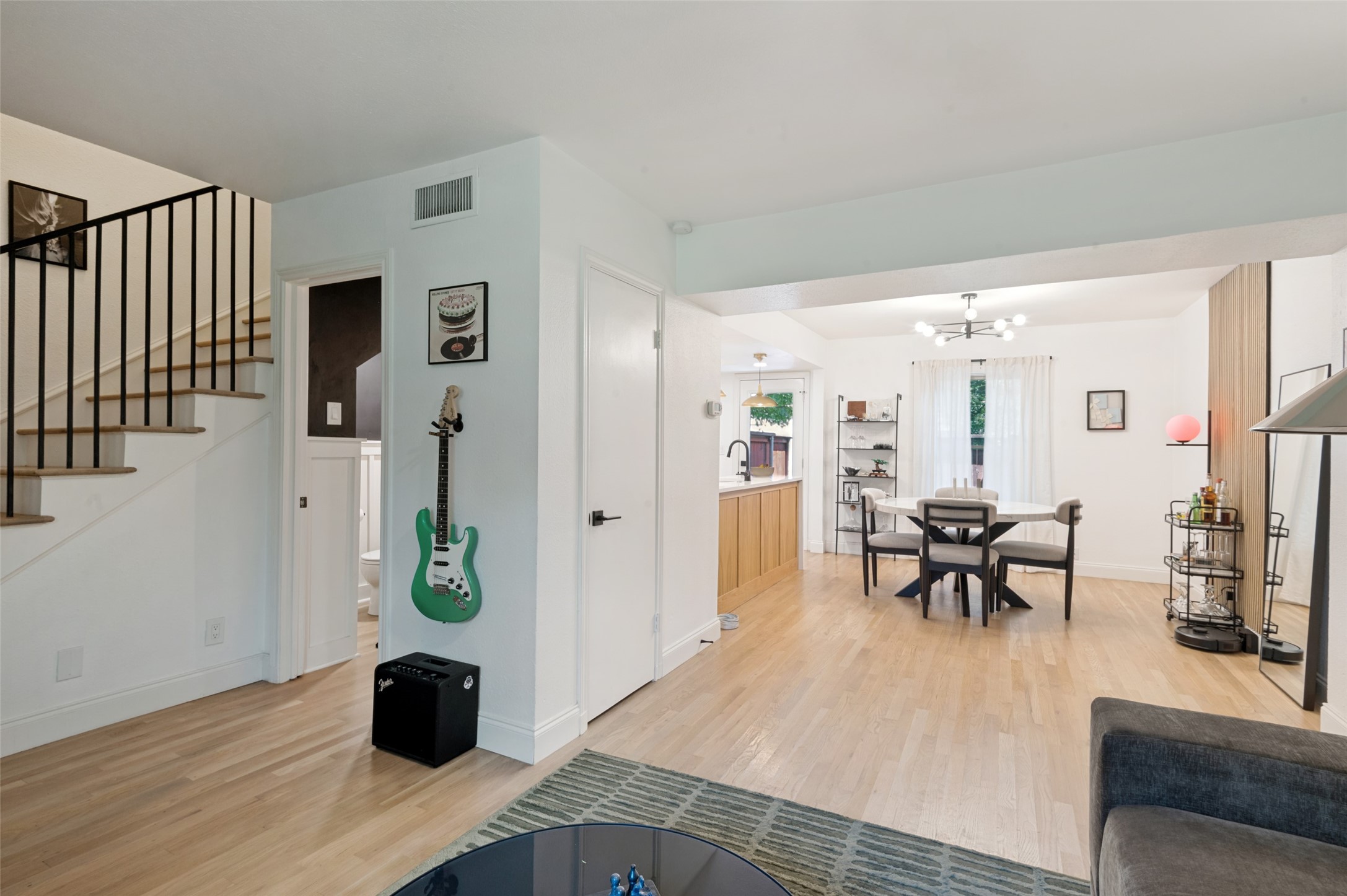 6359 Oriole Drive 6359