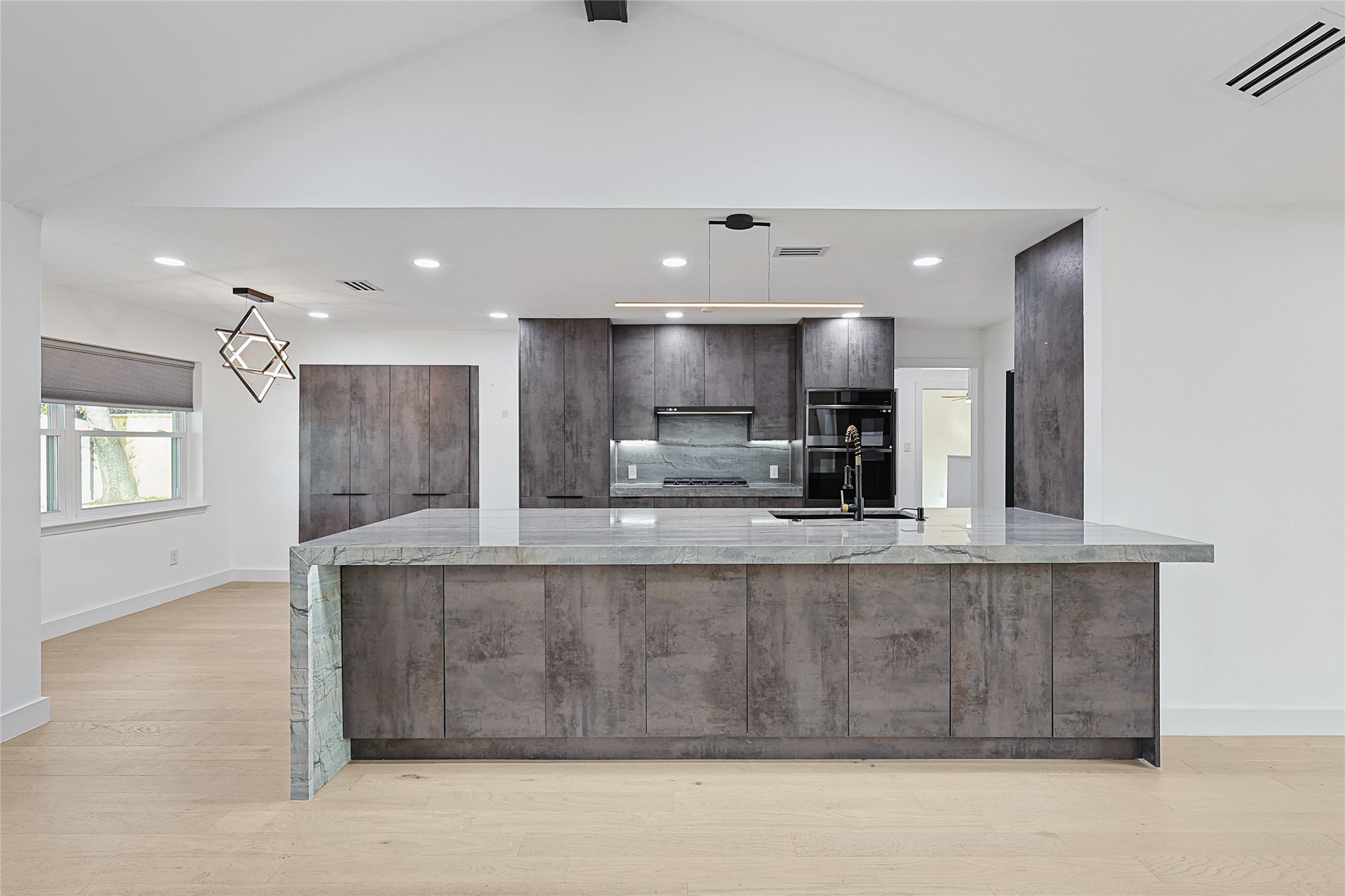 12417 Quincy Lane