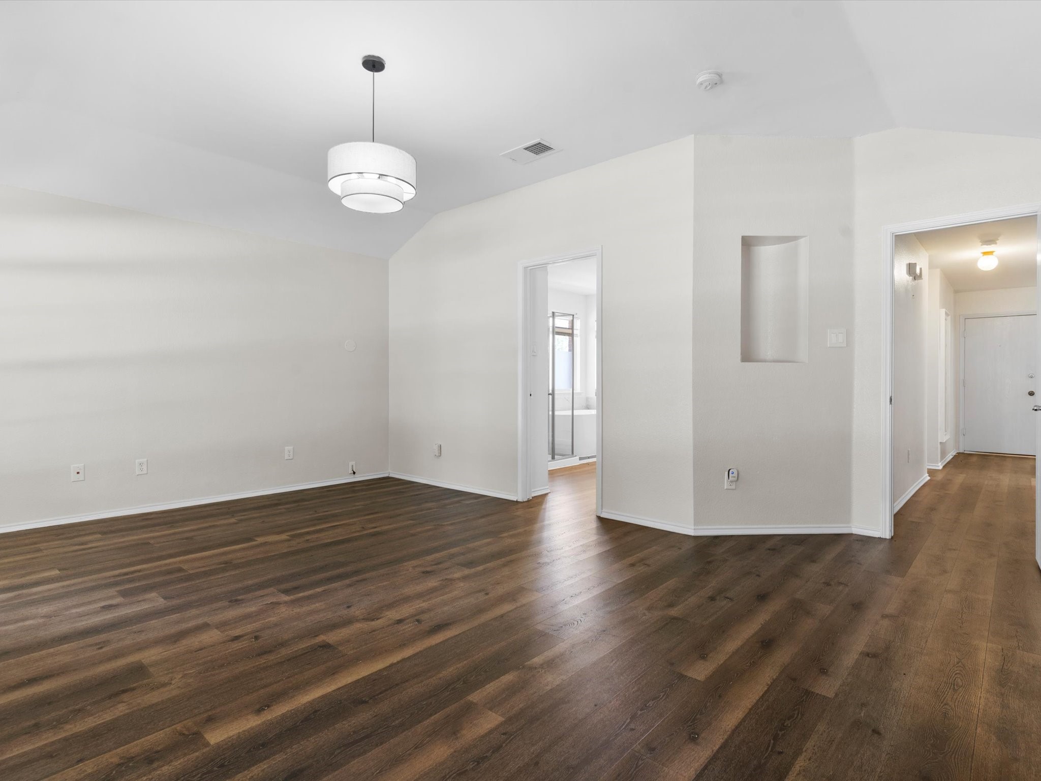 4105 Freedom Lane