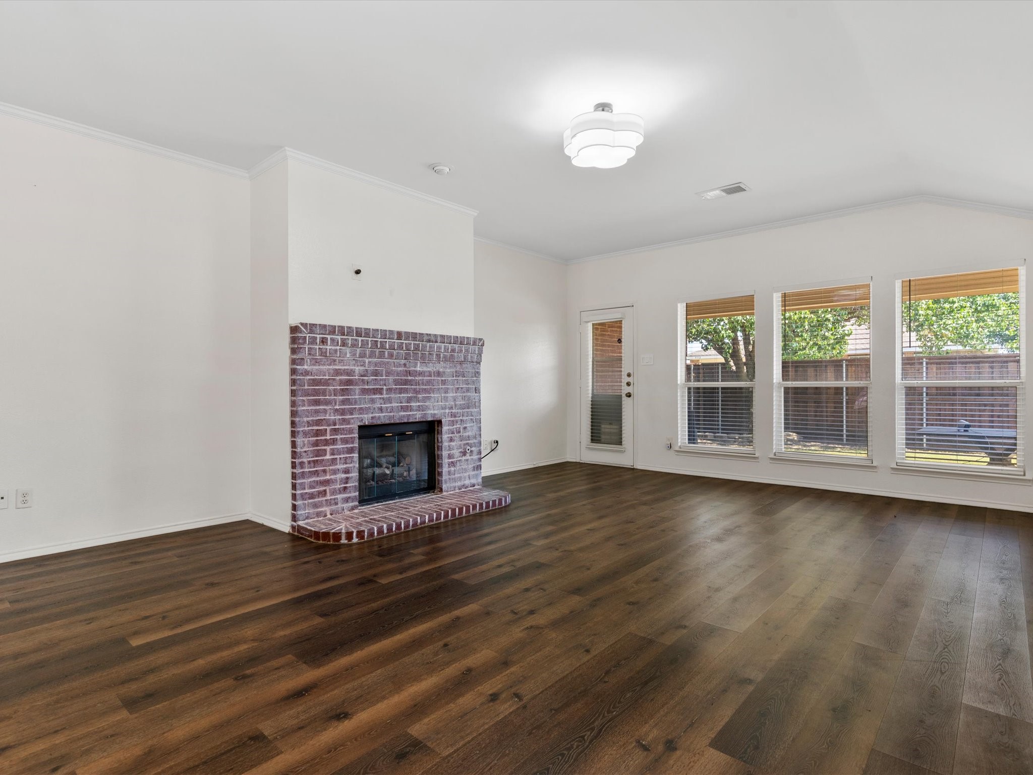 4105 Freedom Lane