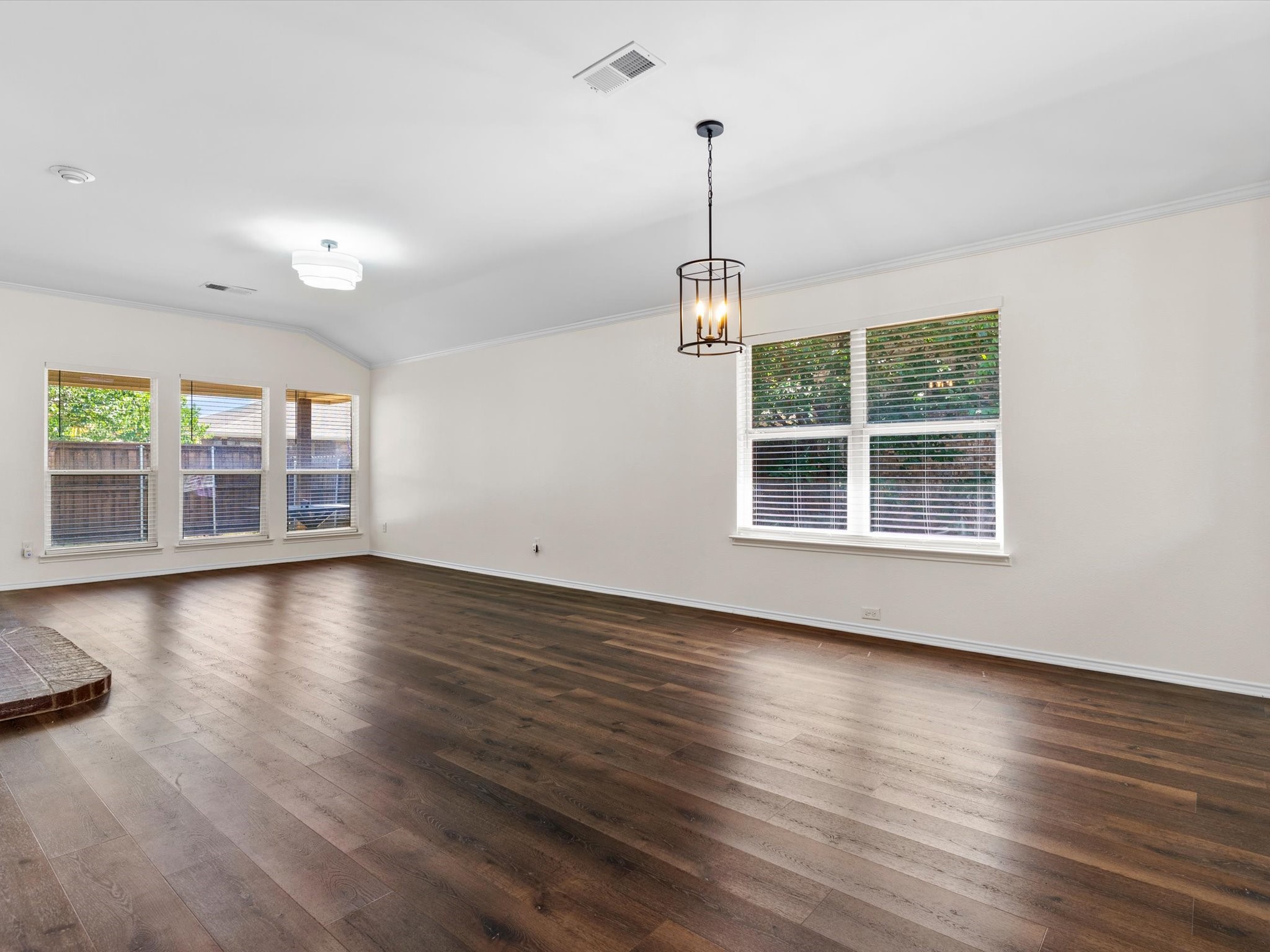 4105 Freedom Lane