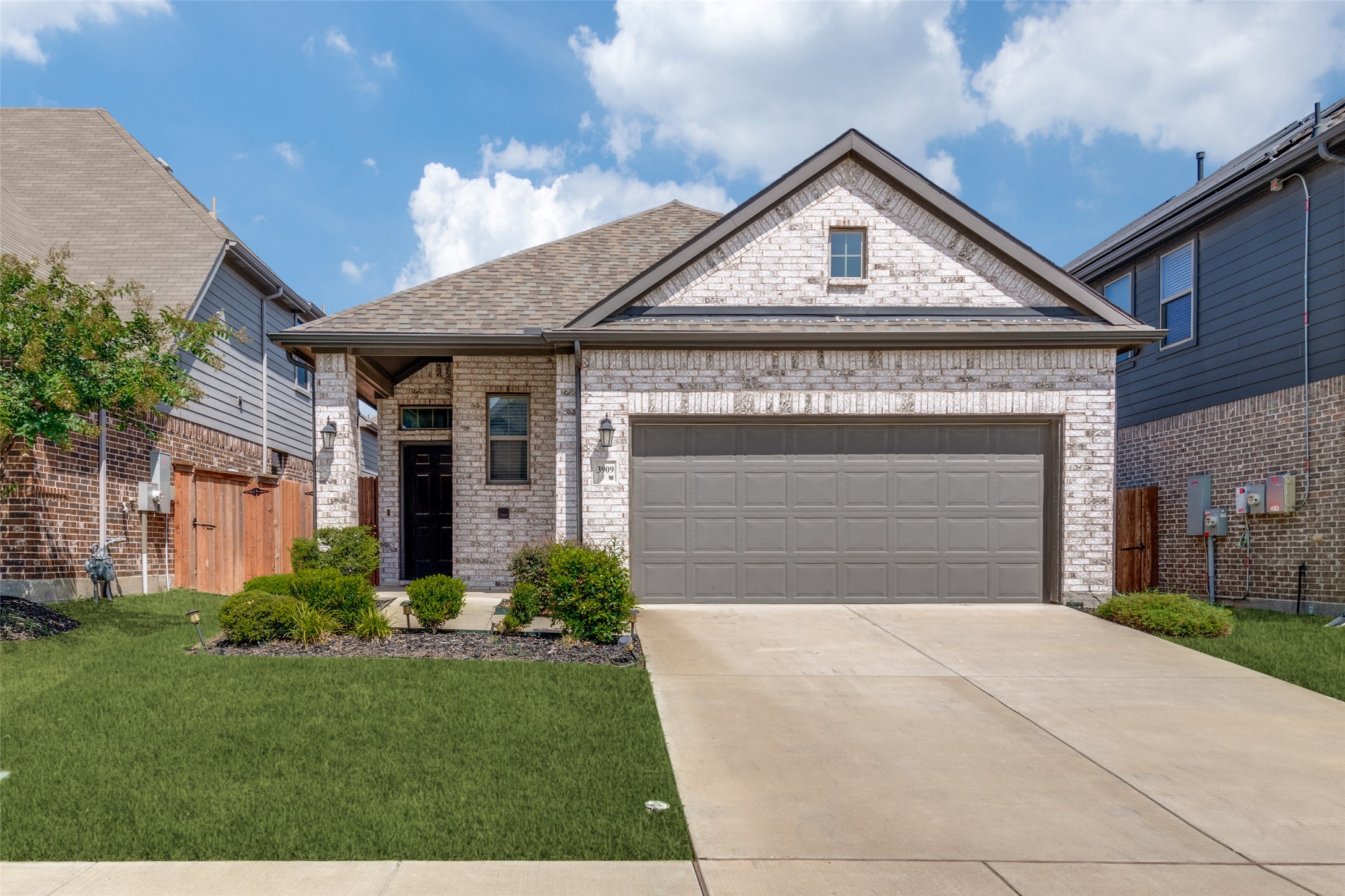 3909 Chesapeake Lane