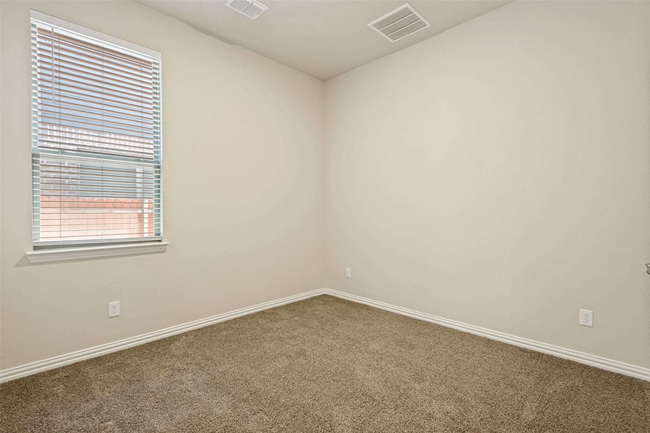 3909 Chesapeake Lane