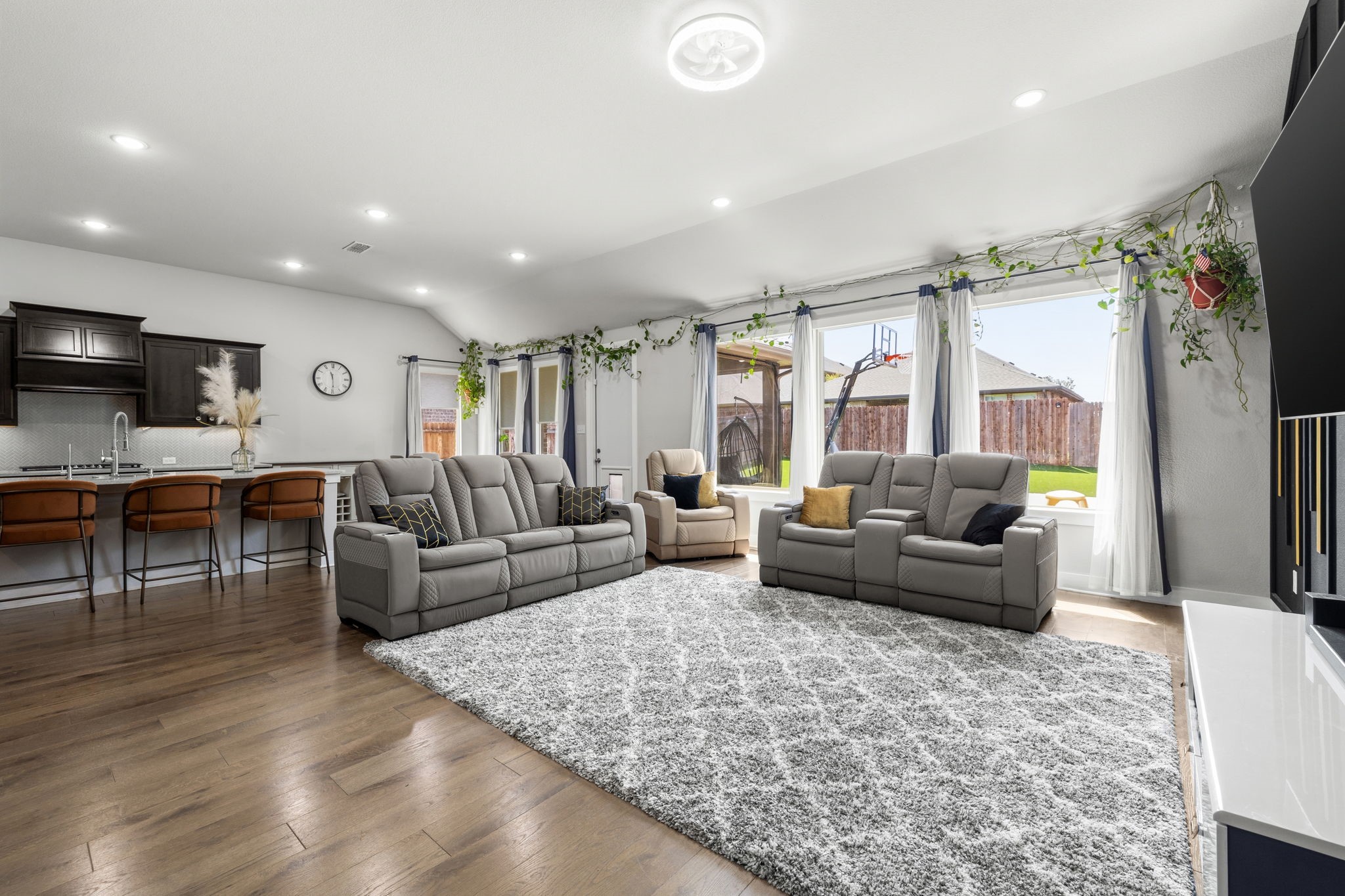 1249 Palmetto Drive