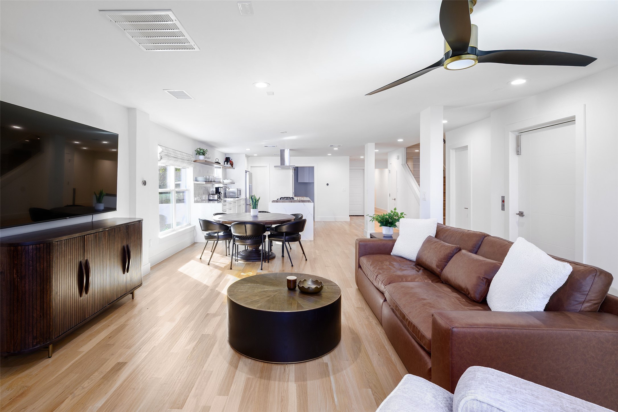 4610 Christopher Place