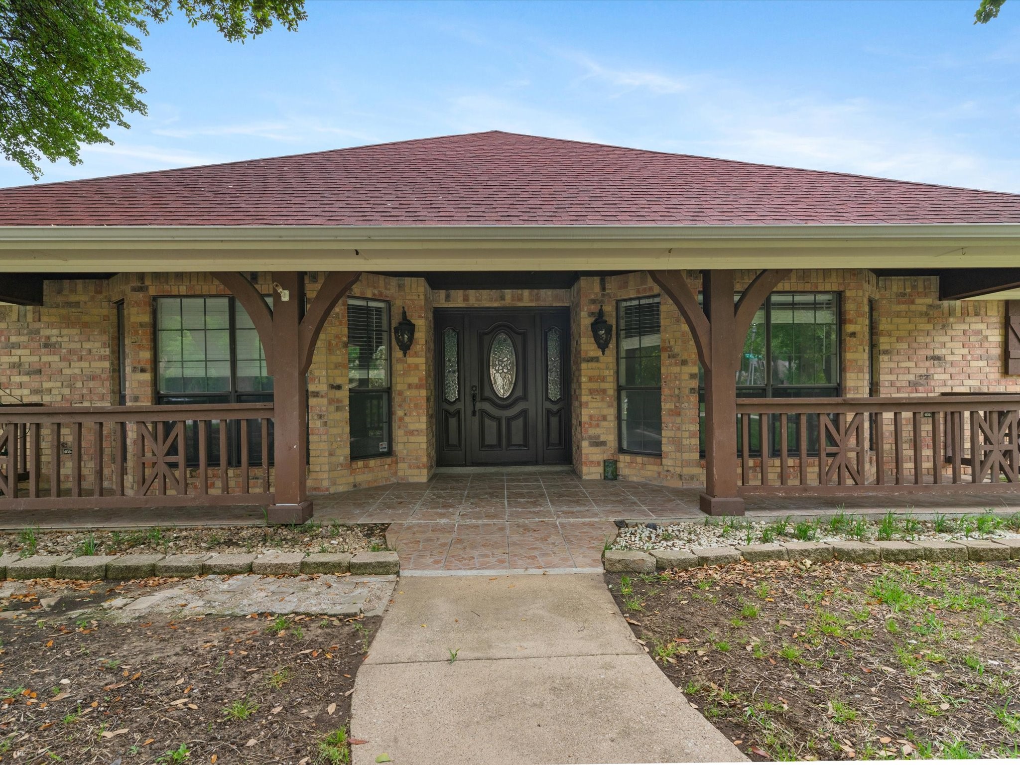 922 Beverly Court