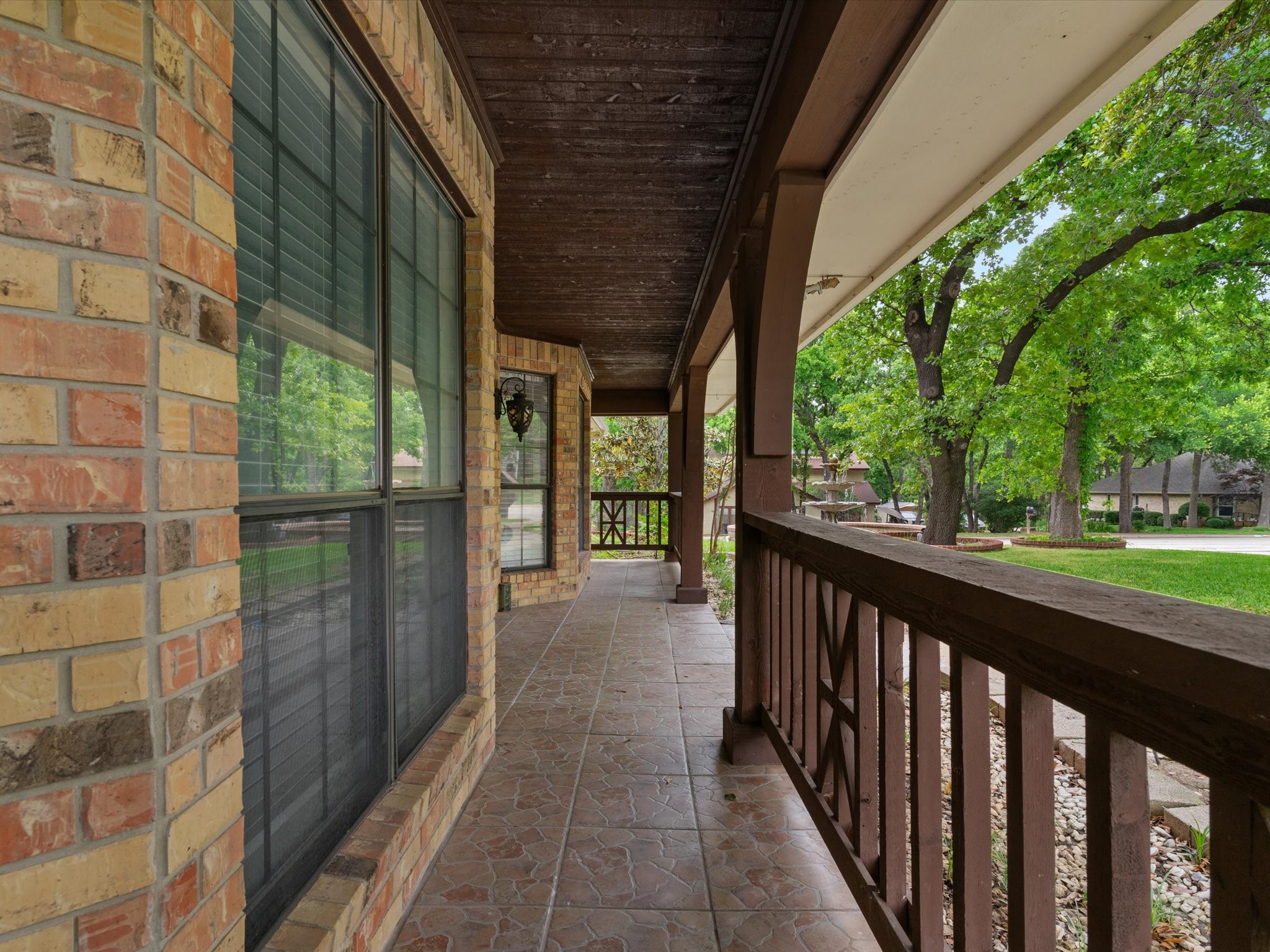922 Beverly Court