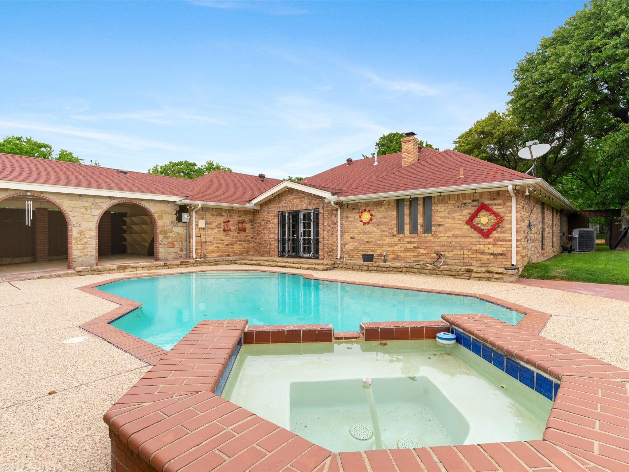 922 Beverly Court