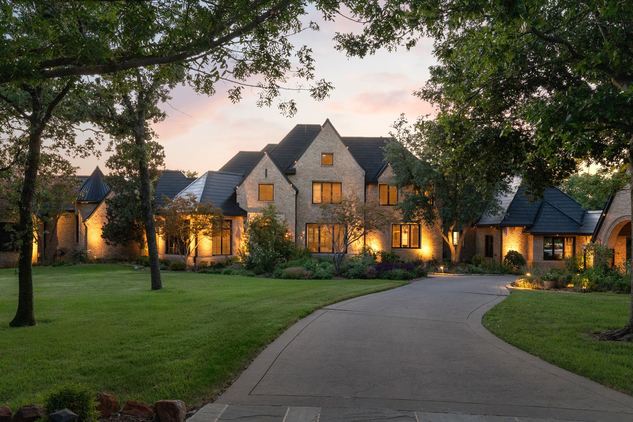 2005 Bayshore Drive