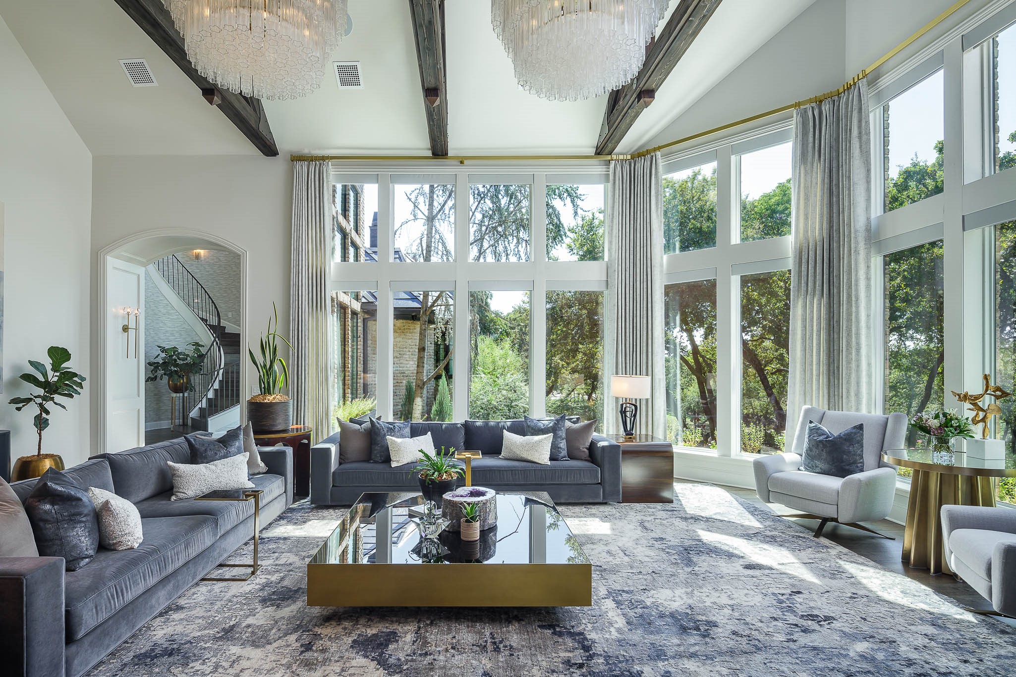 2005 Bayshore Drive