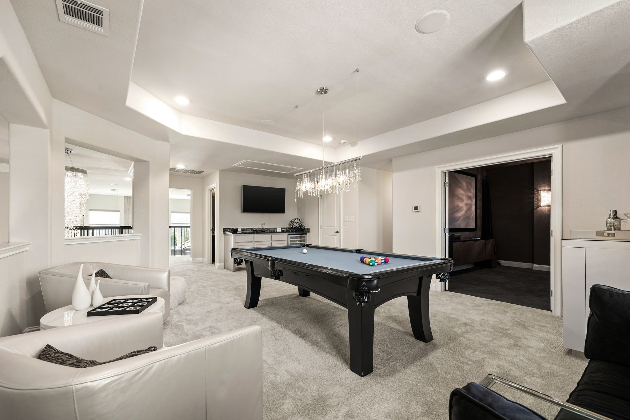 1043 Running Bay