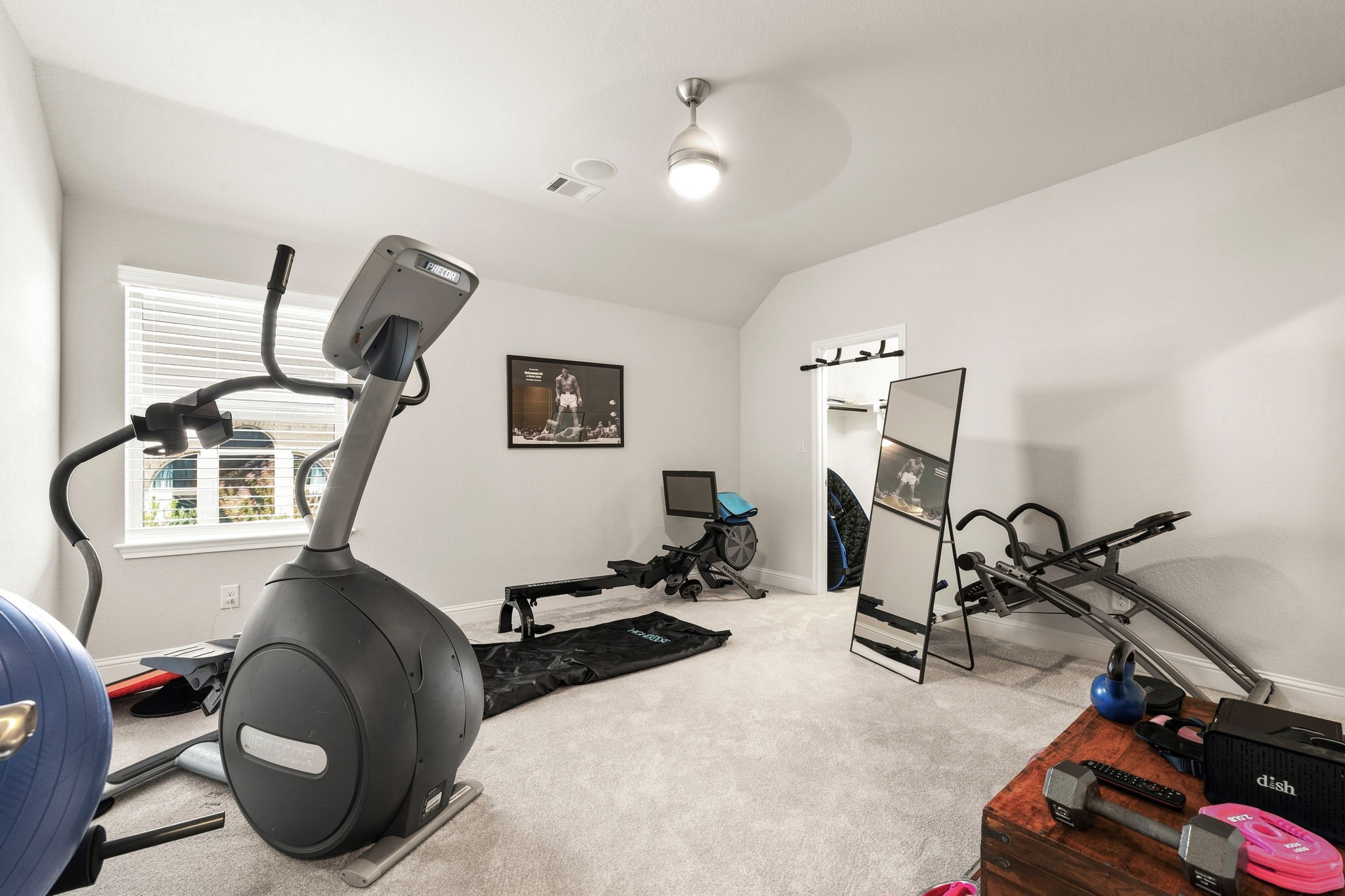 1043 Running Bay