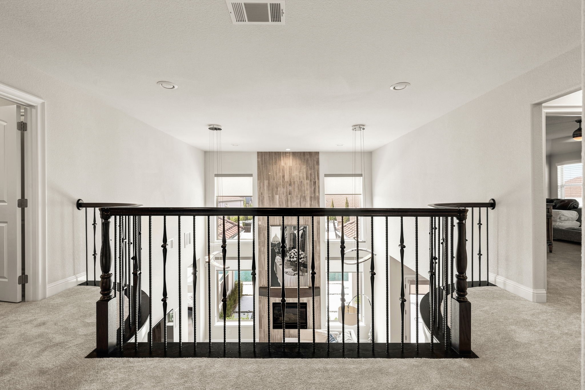 1043 Running Bay