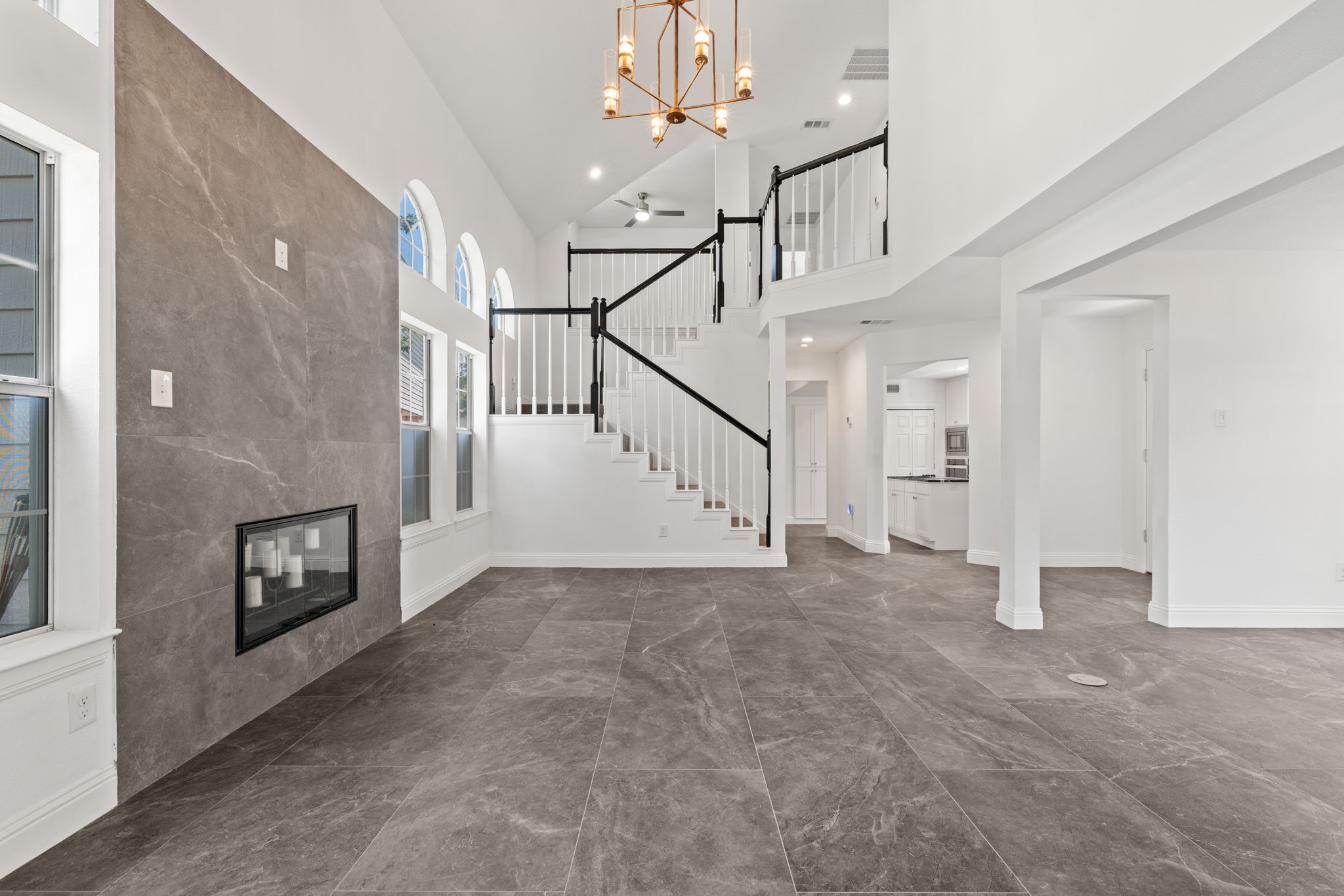 9418 Blue Jay Way