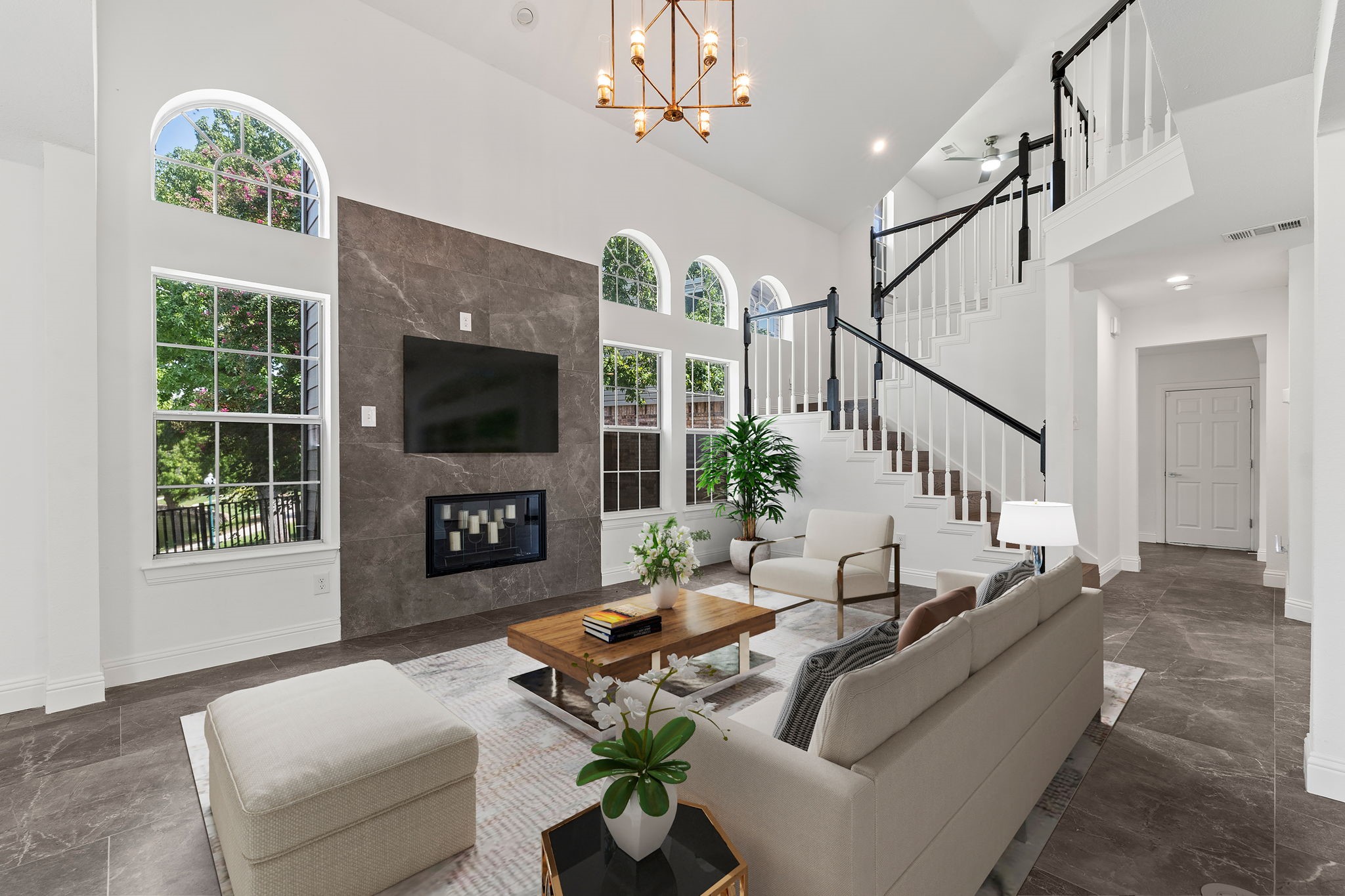 9418 Blue Jay Way