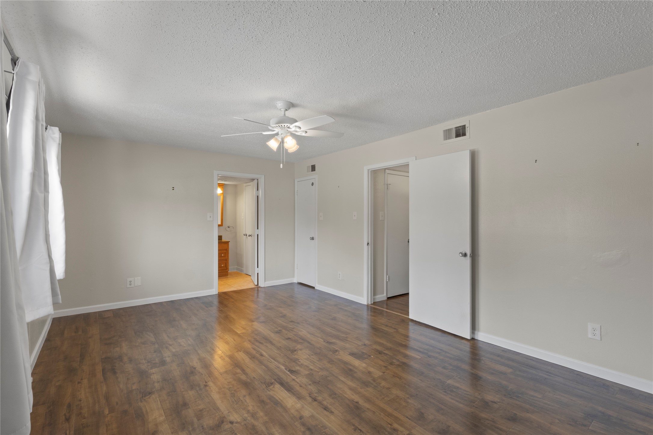 10650 Steppington Drive 211