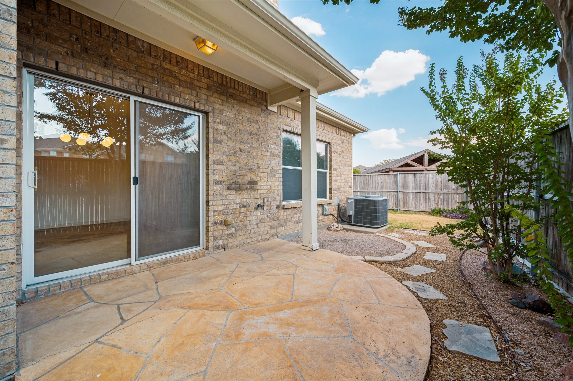 5900 Stone Mountain