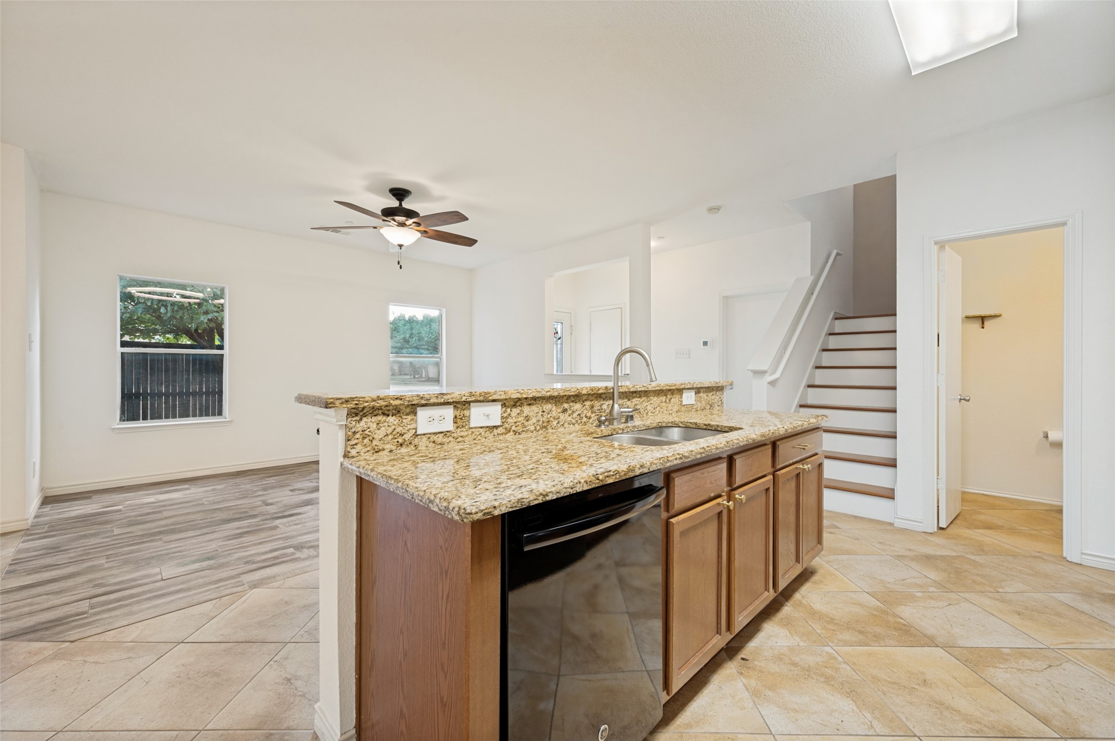 5900 Stone Mountain