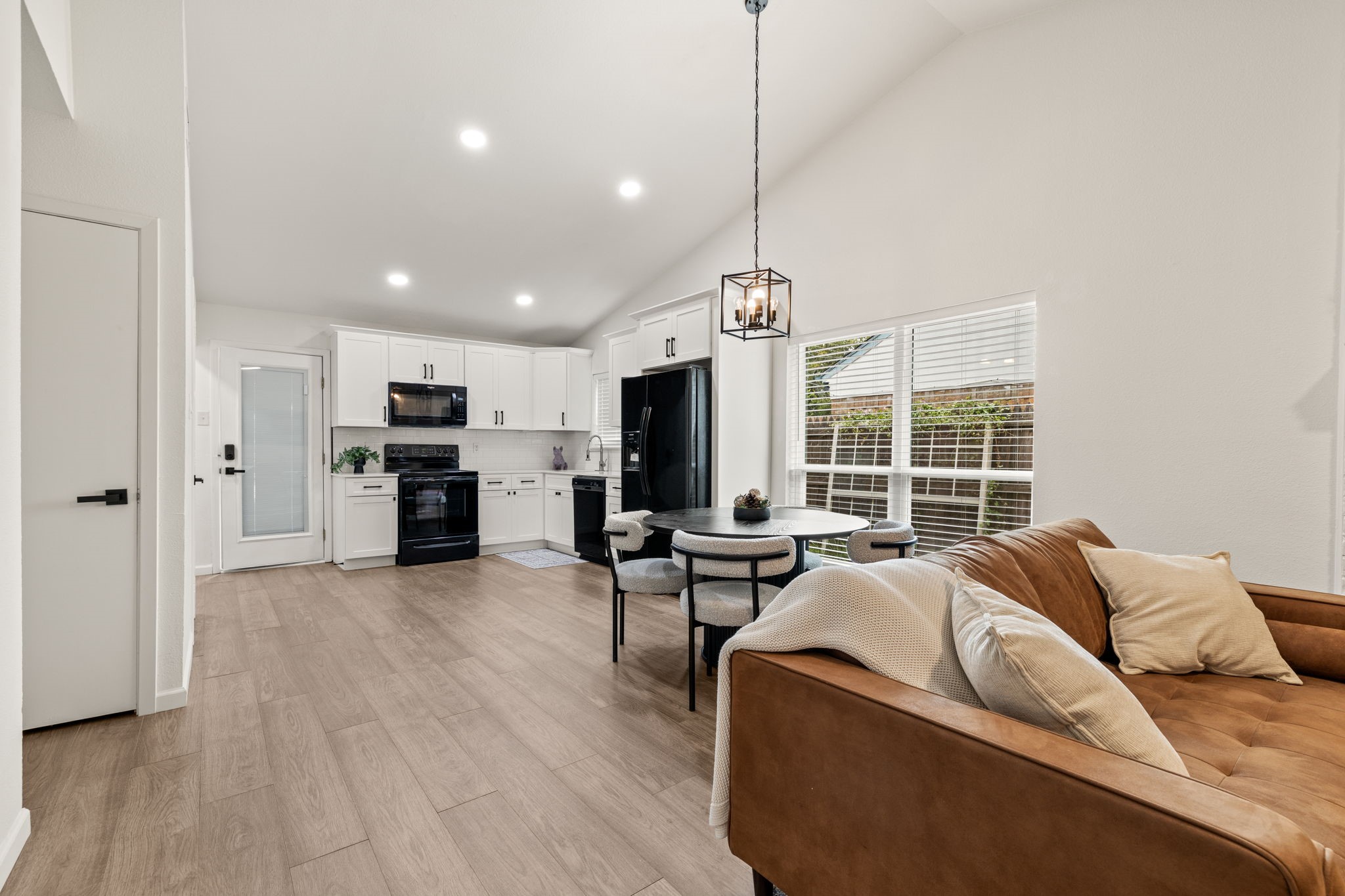 834 Versailles Drive