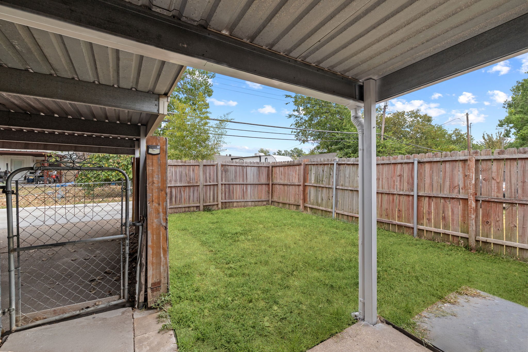 834 Versailles Drive