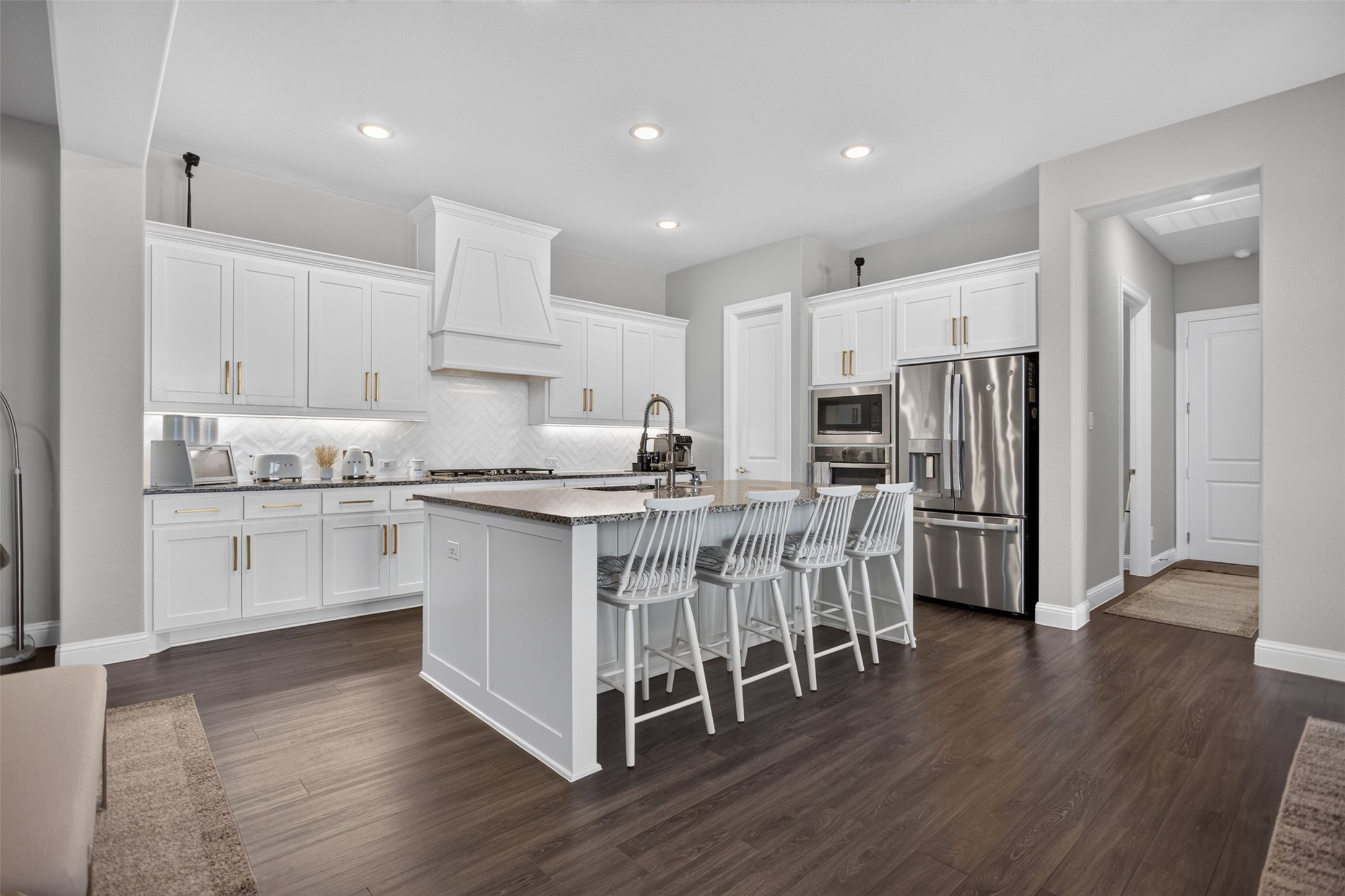 5620 Traveller Drive
