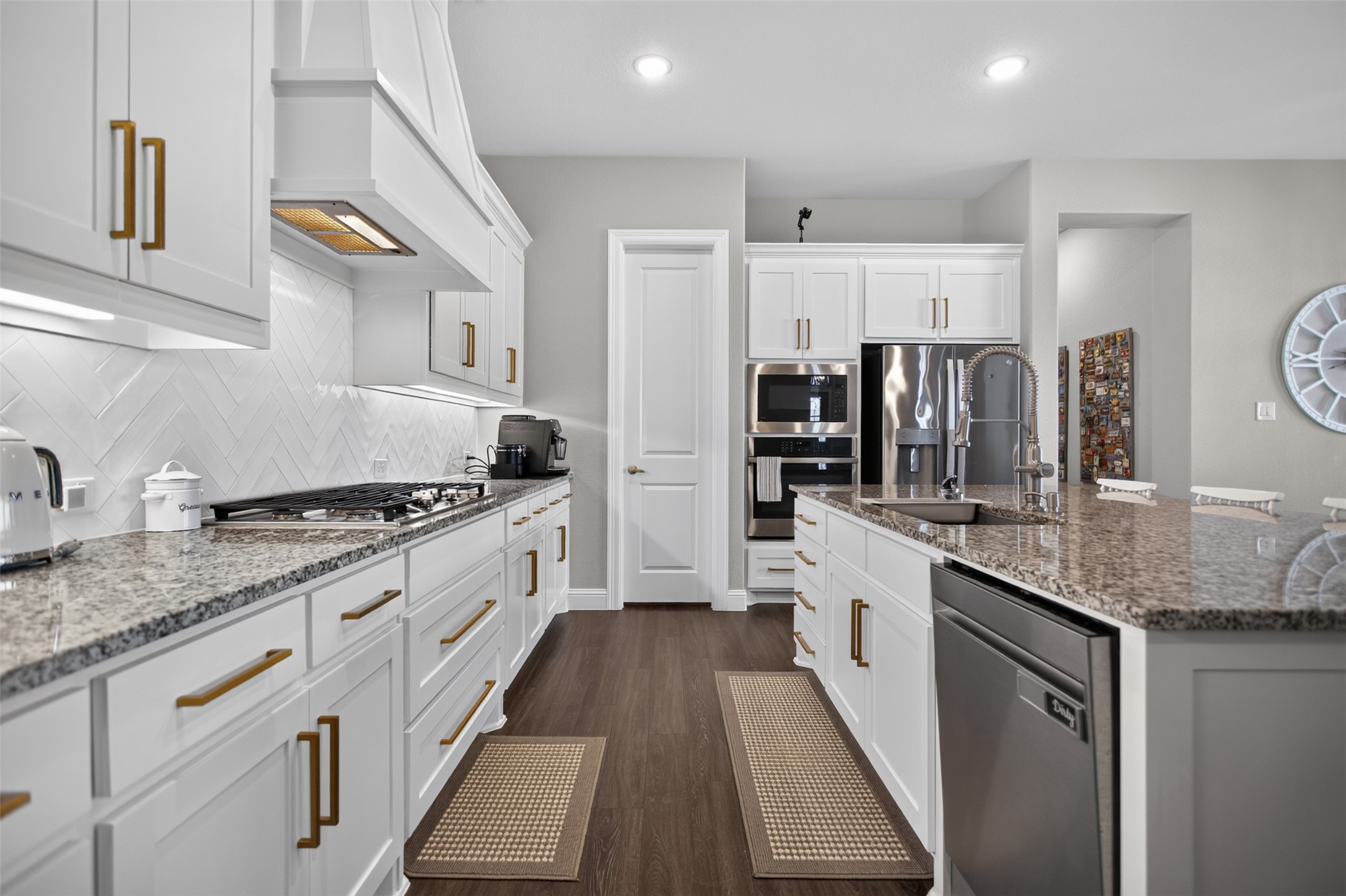 5620 Traveller Drive