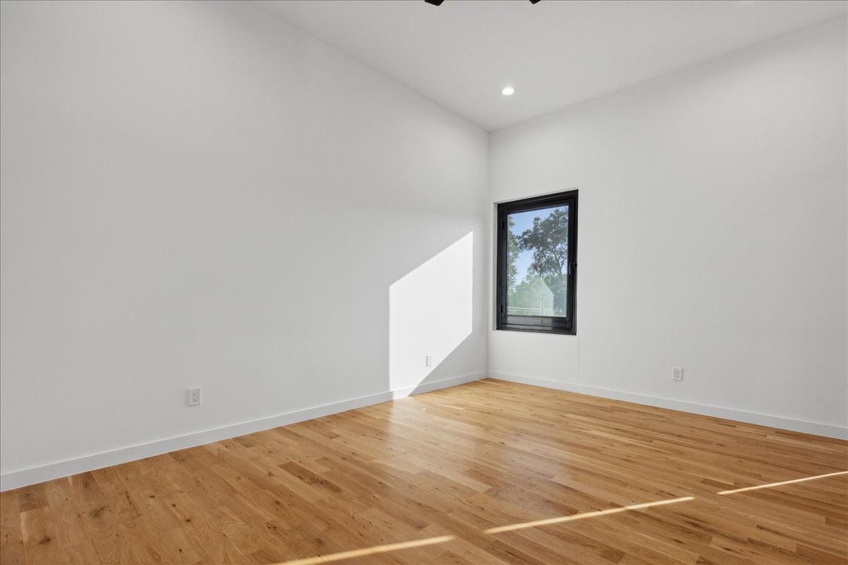 3828 Eaton Drive