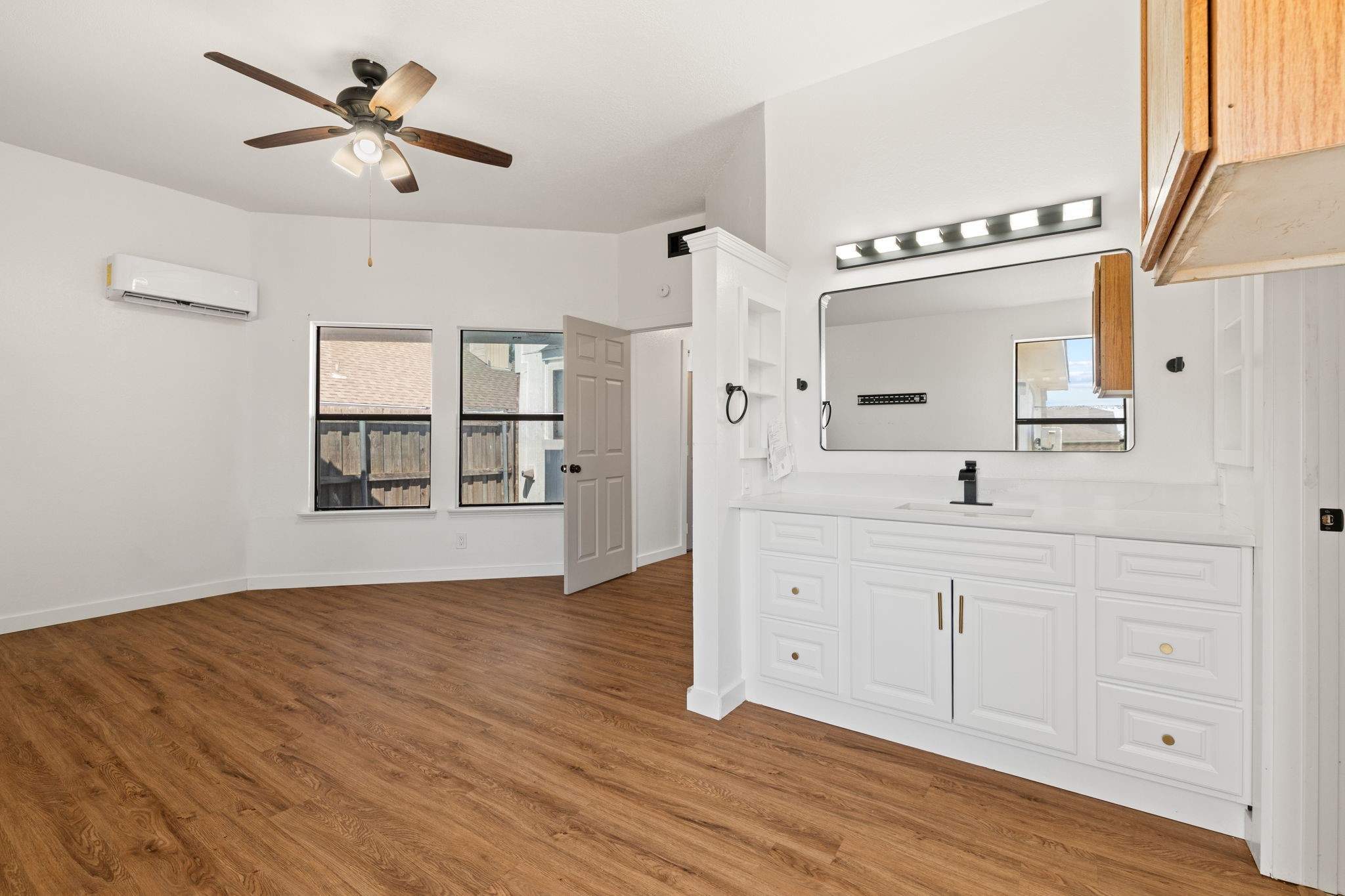 1618 Windmill Lane