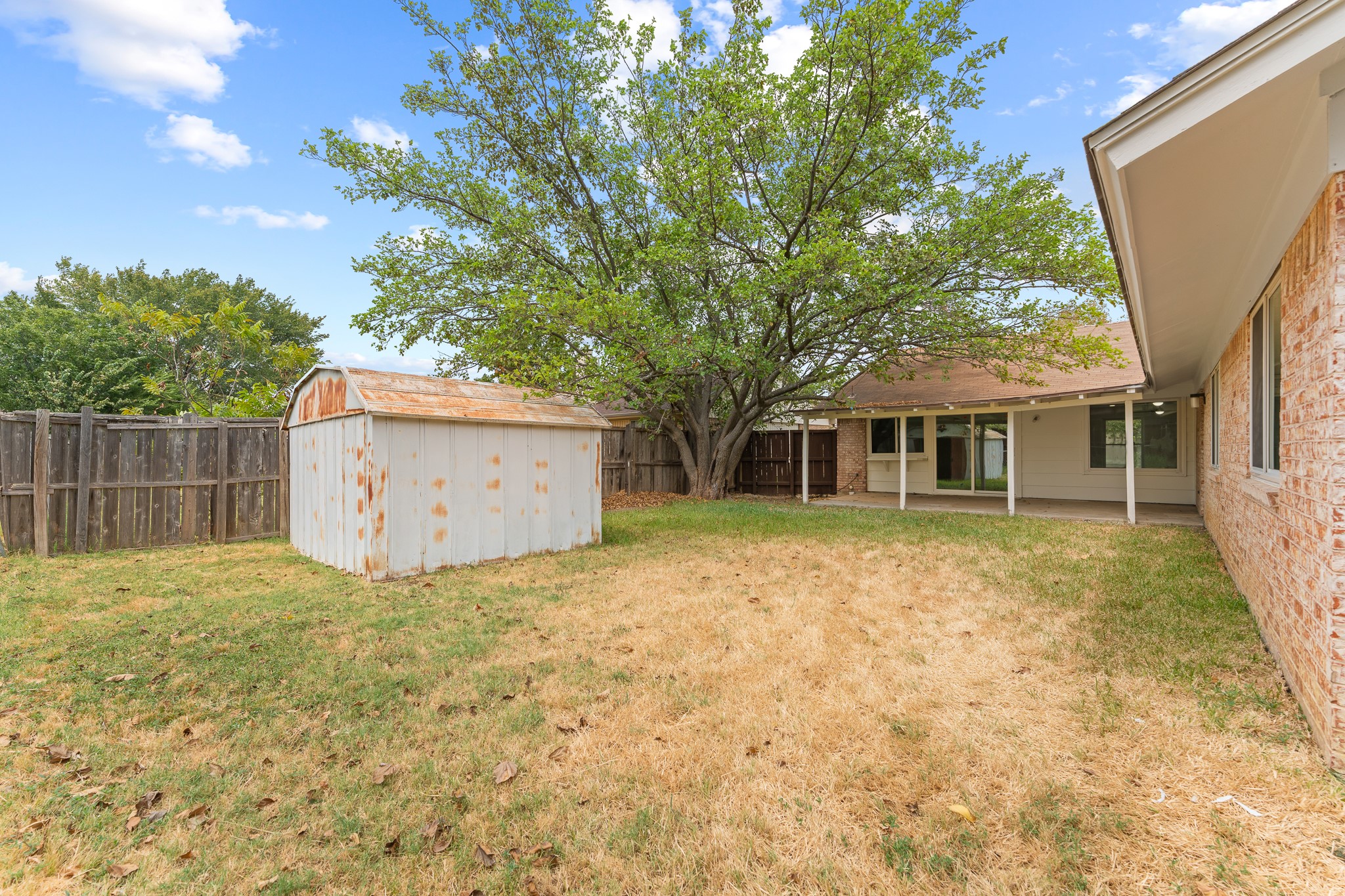 1326 Kingston Drive