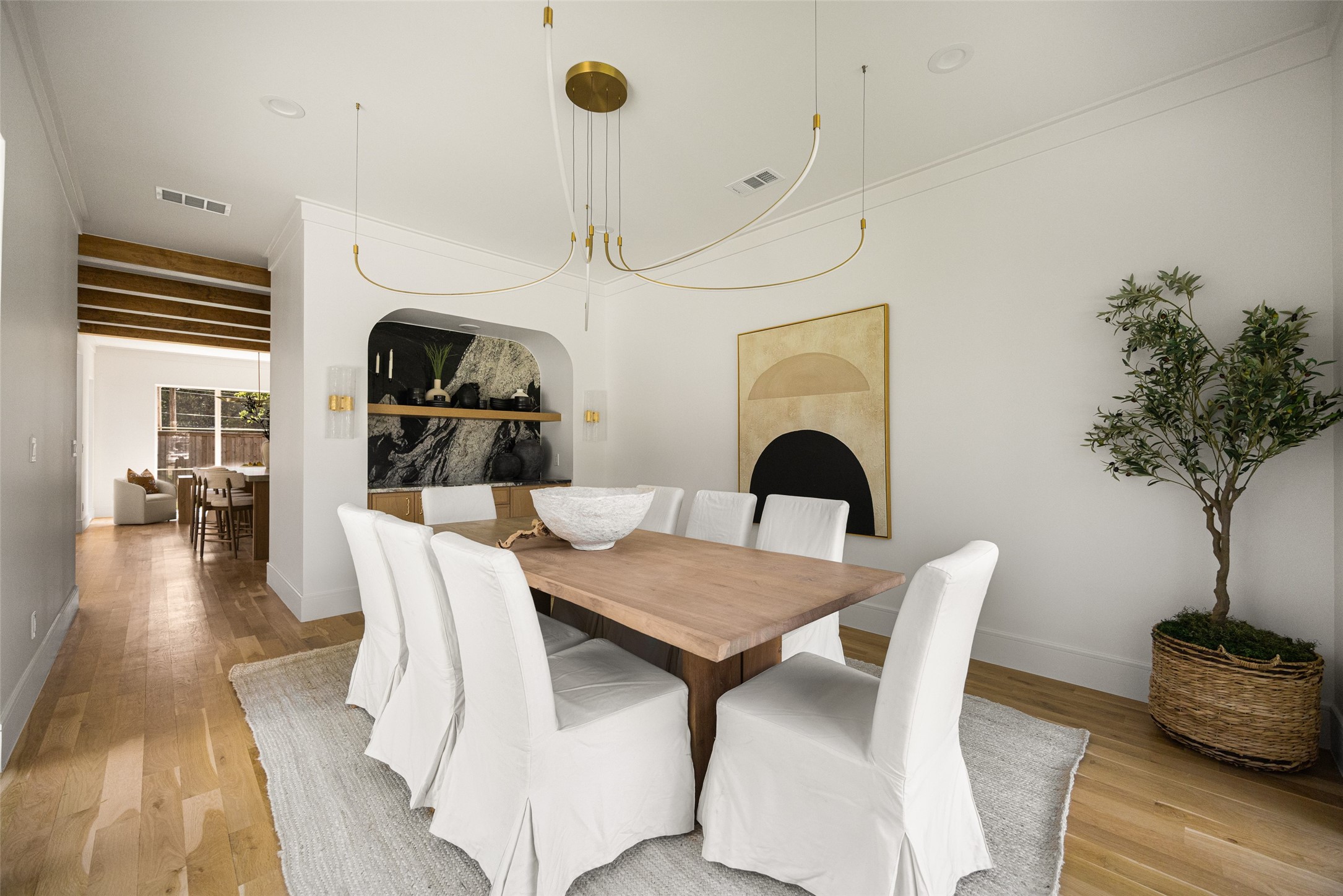11202 Northland Circle