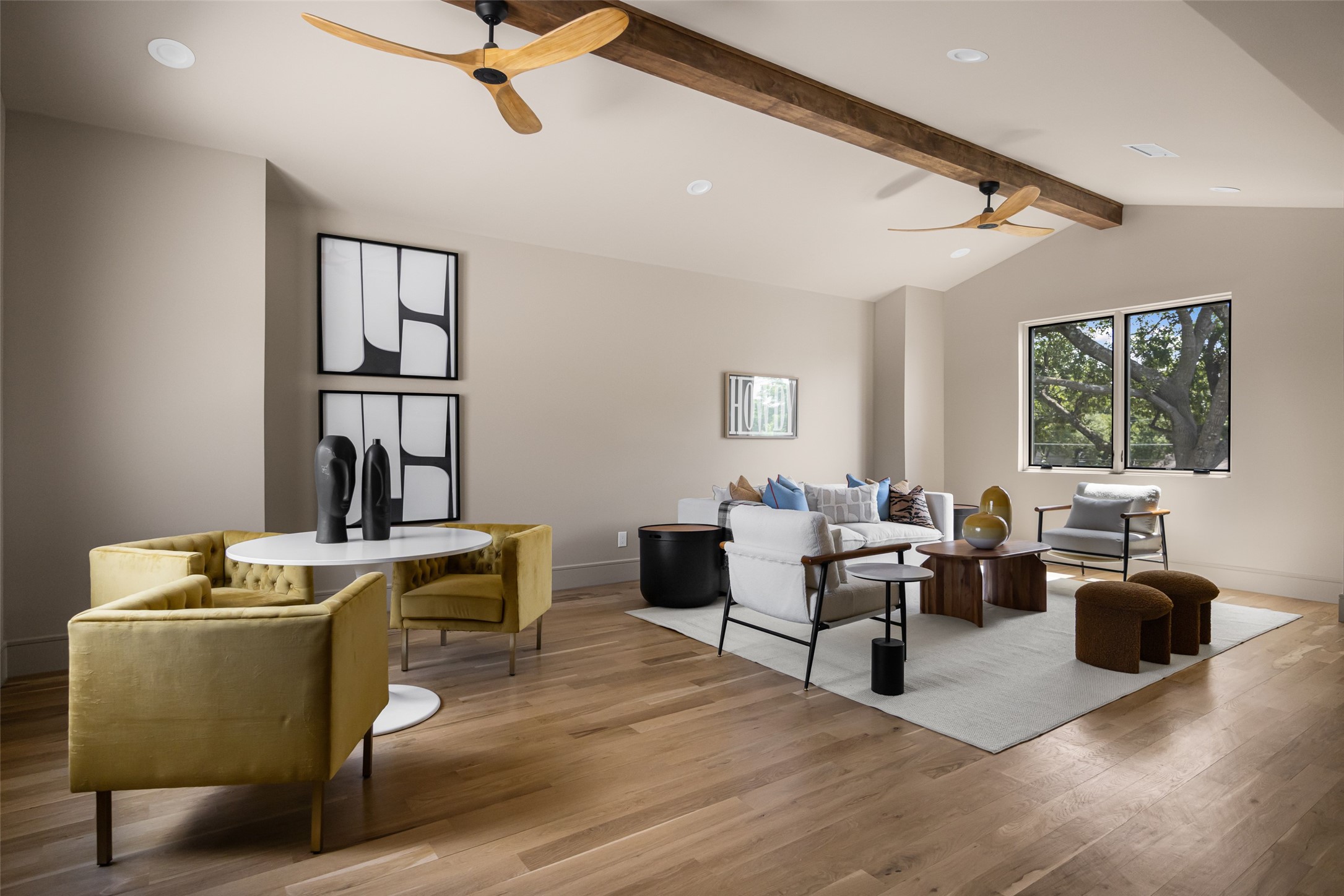 11202 Northland Circle