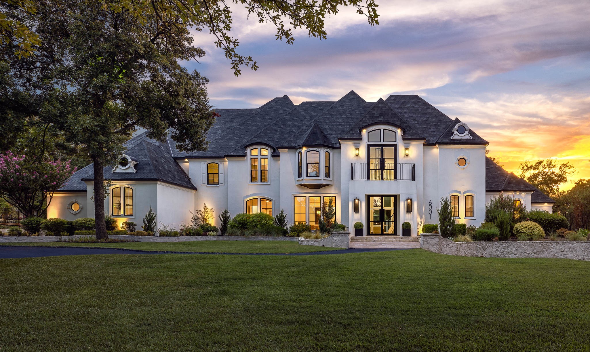 6001 Pine Valley Drive