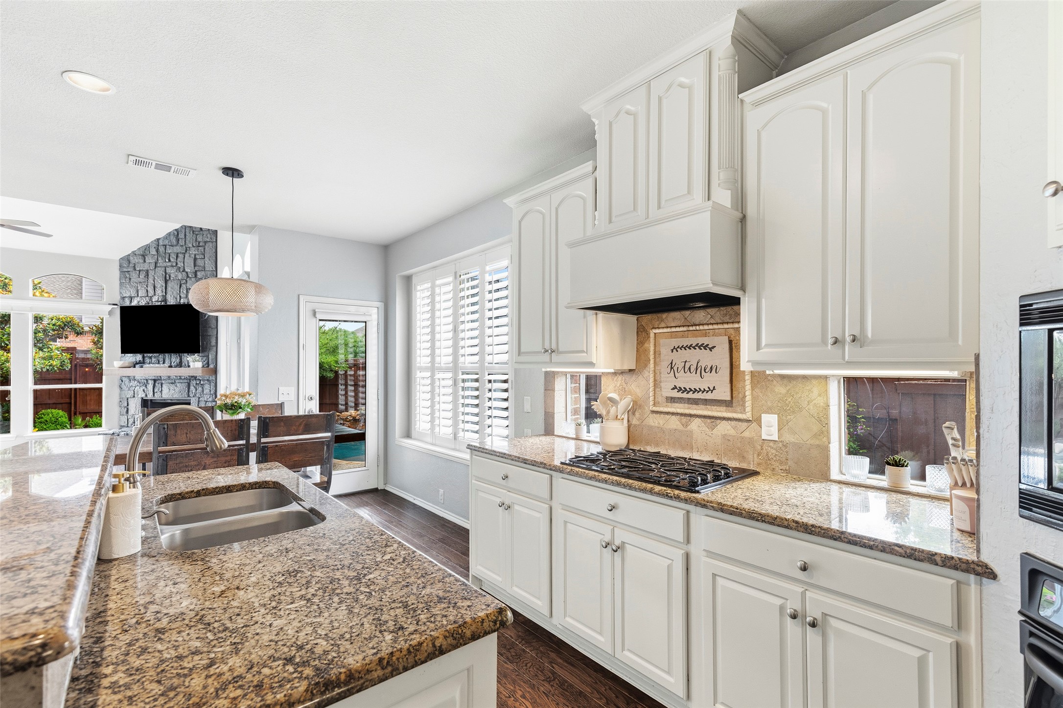 2996 La vista Lane