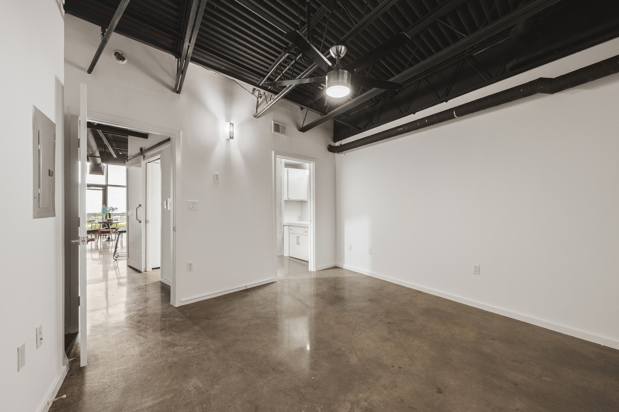 3110 Thomas Avenue 717